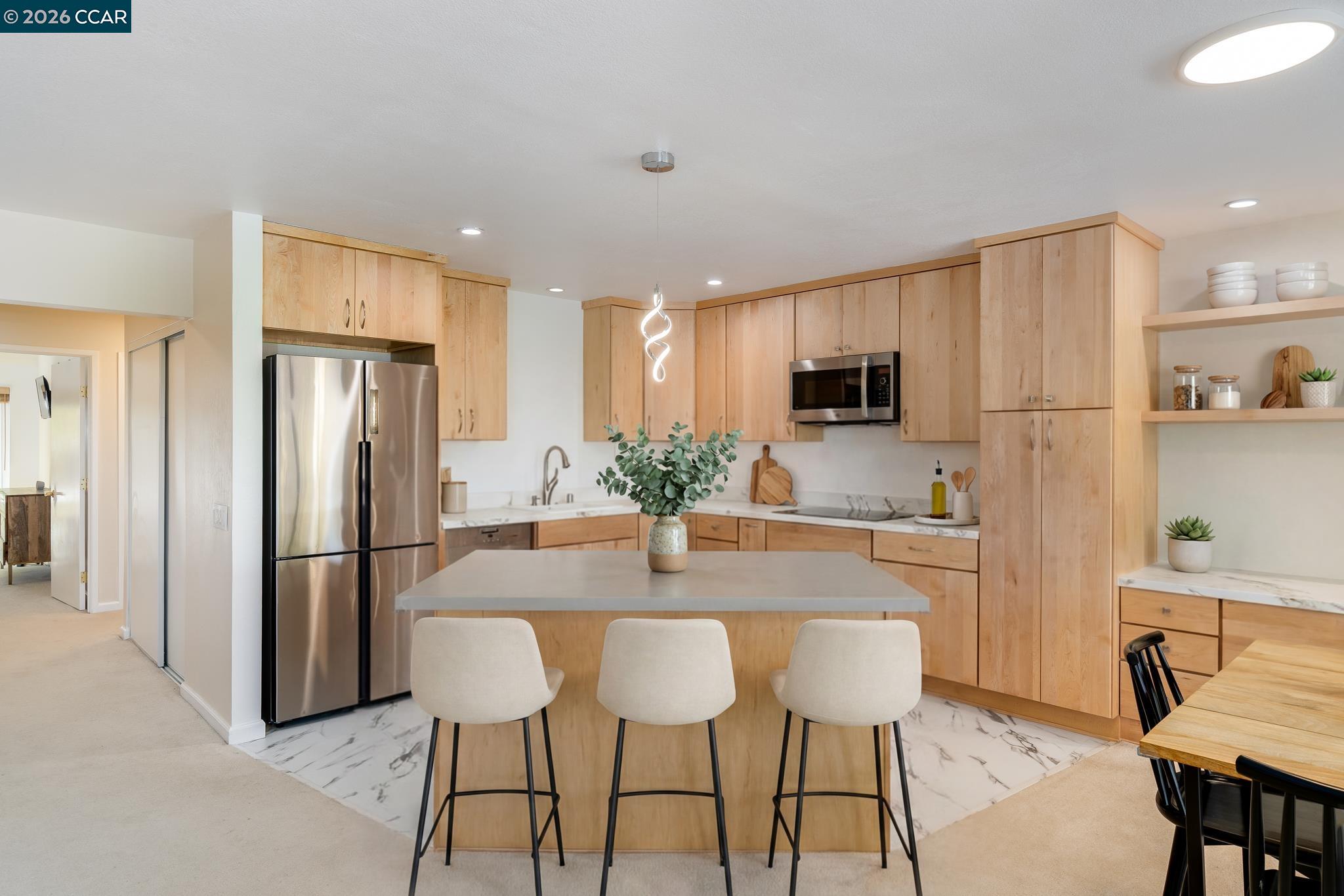 1909 Skycrest Dr # 5