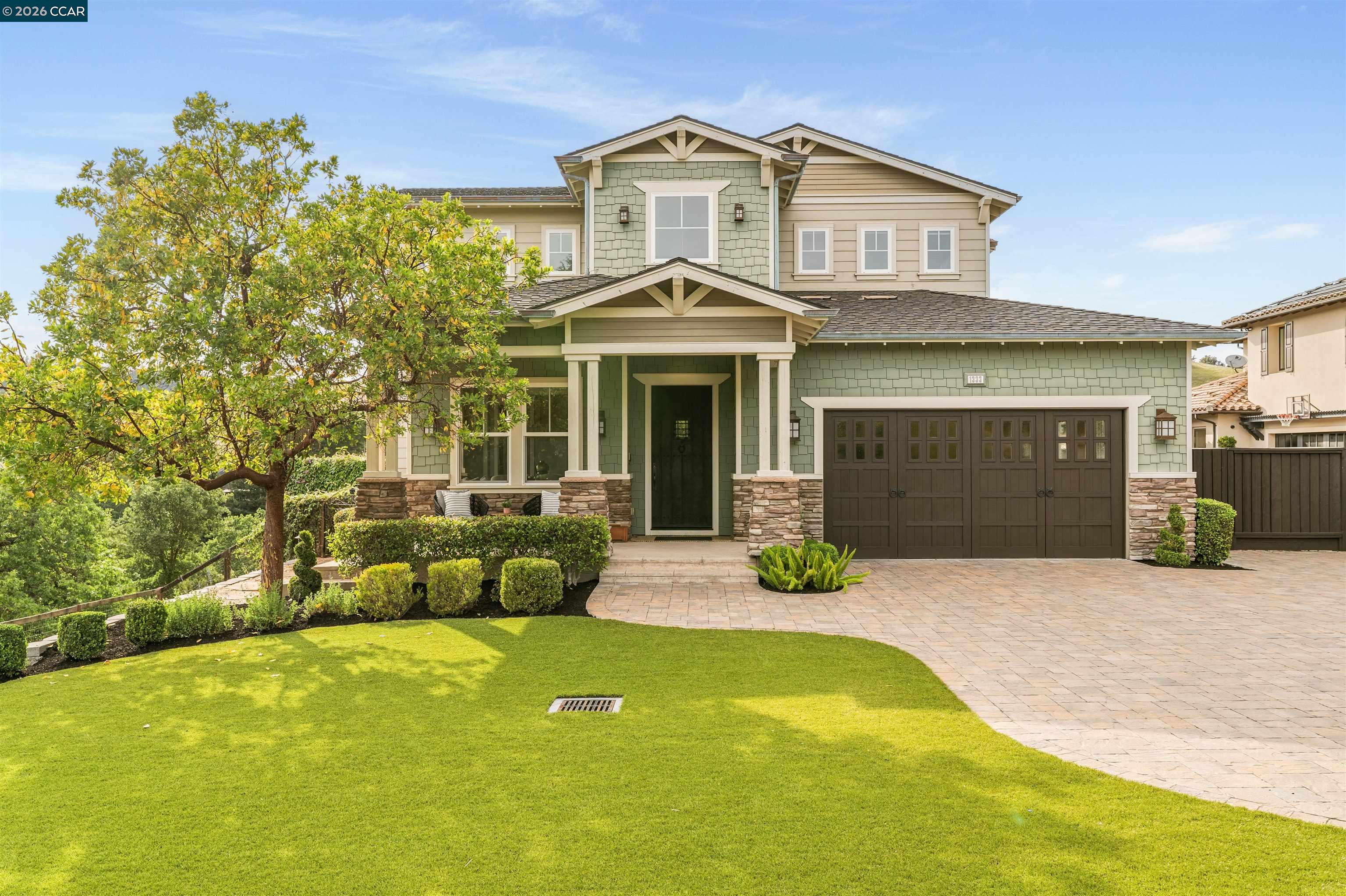 1333 Laverock Ln