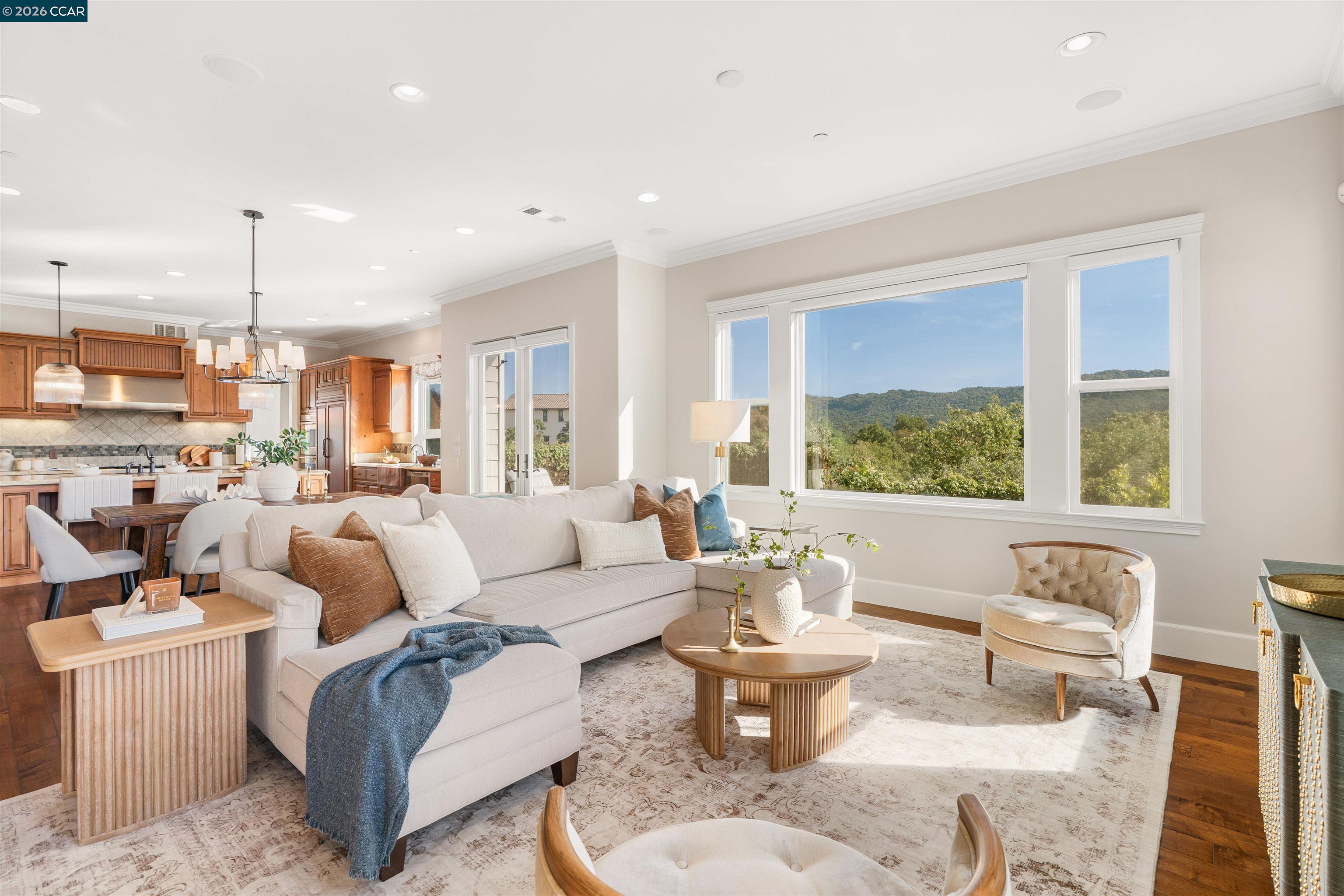 1333 Laverock Ln