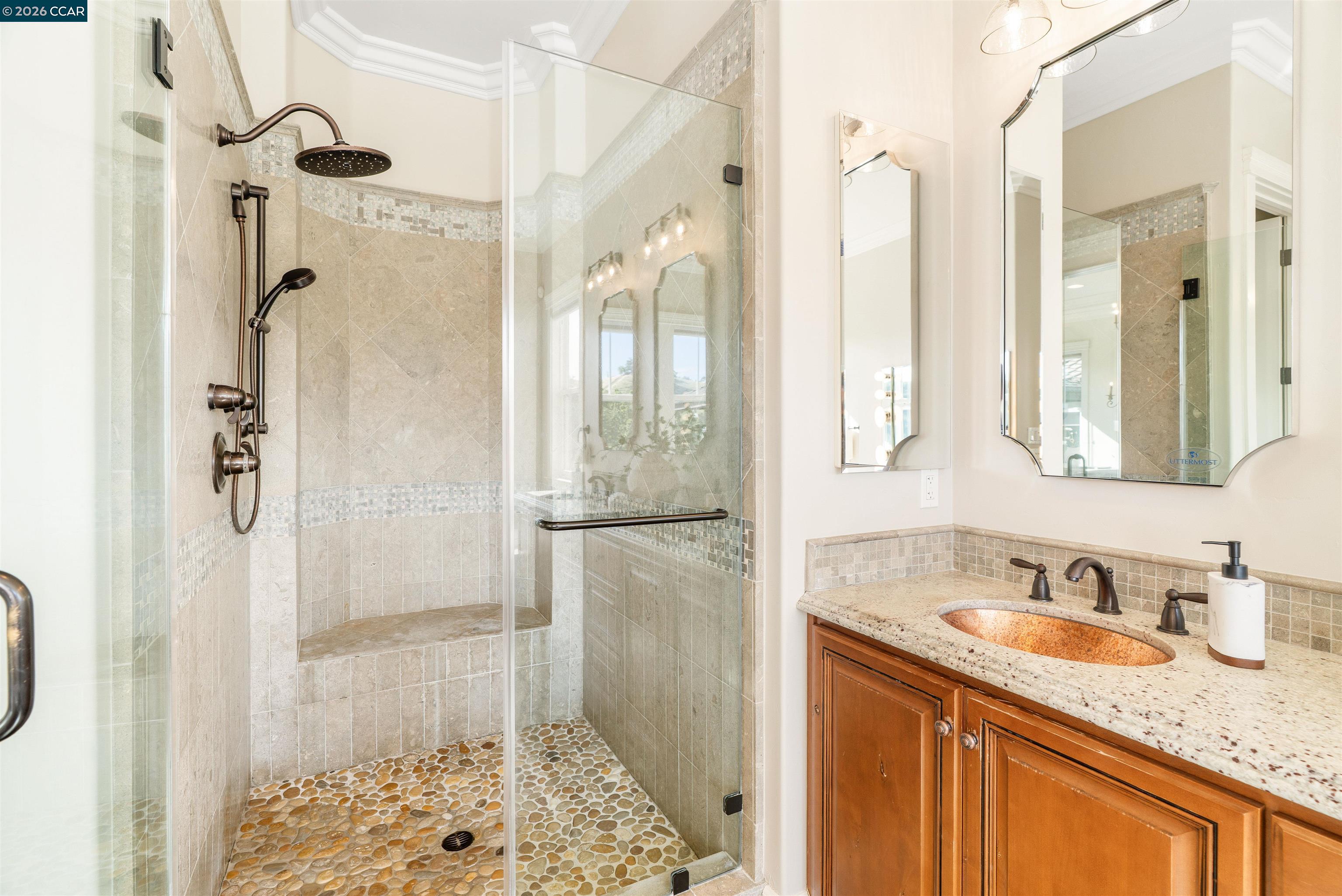 1333 Laverock Ln