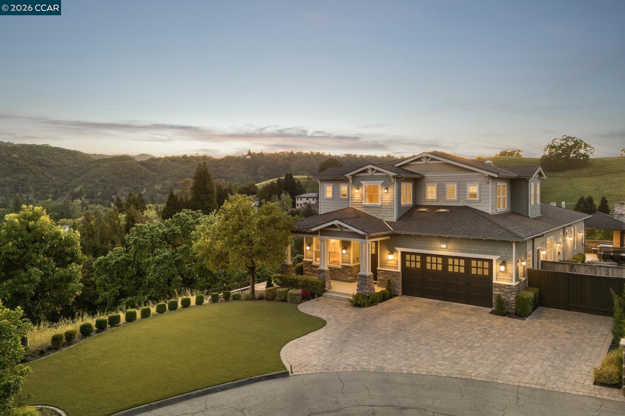 1333 Laverock Ln