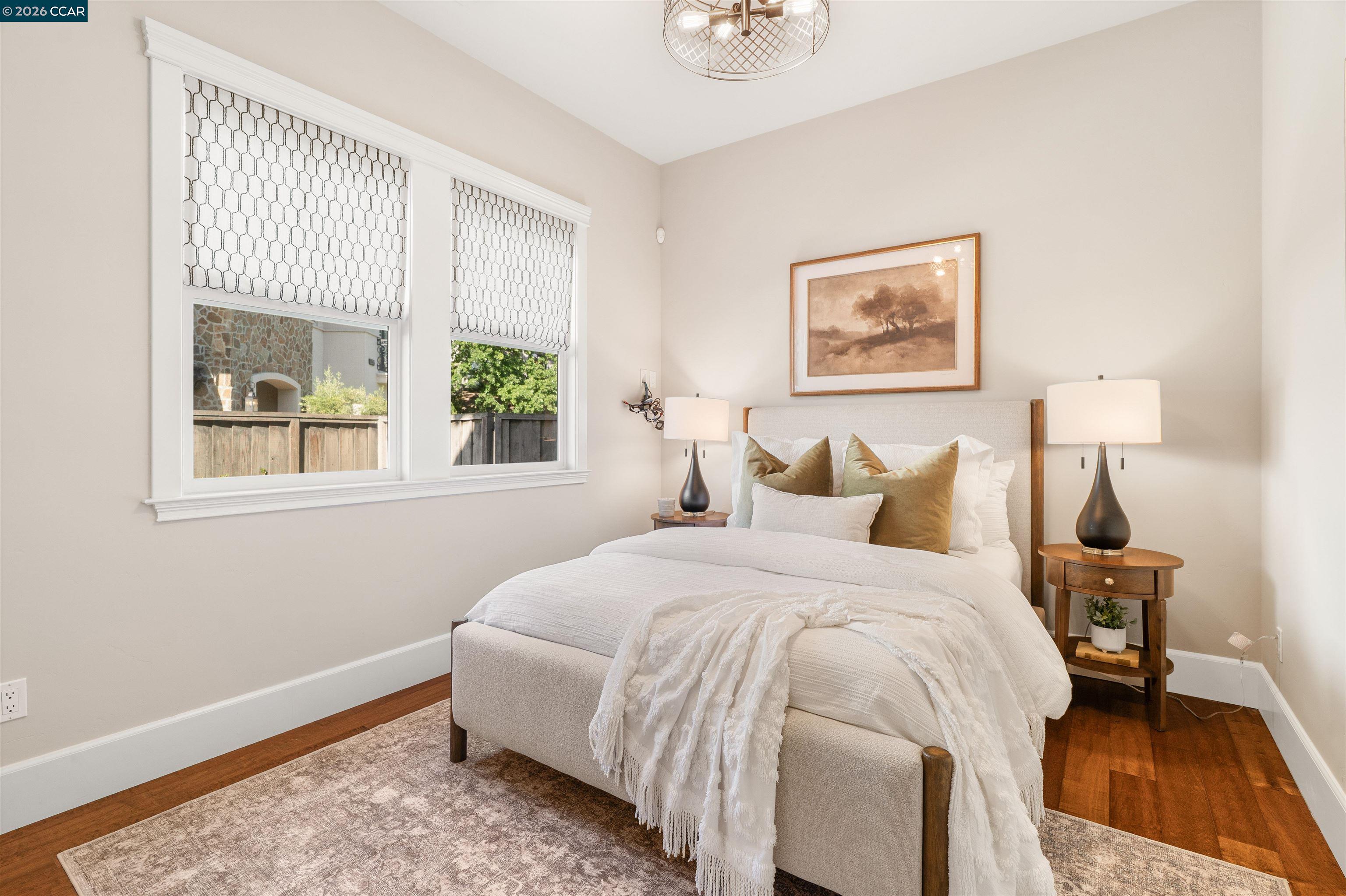 1333 Laverock Ln