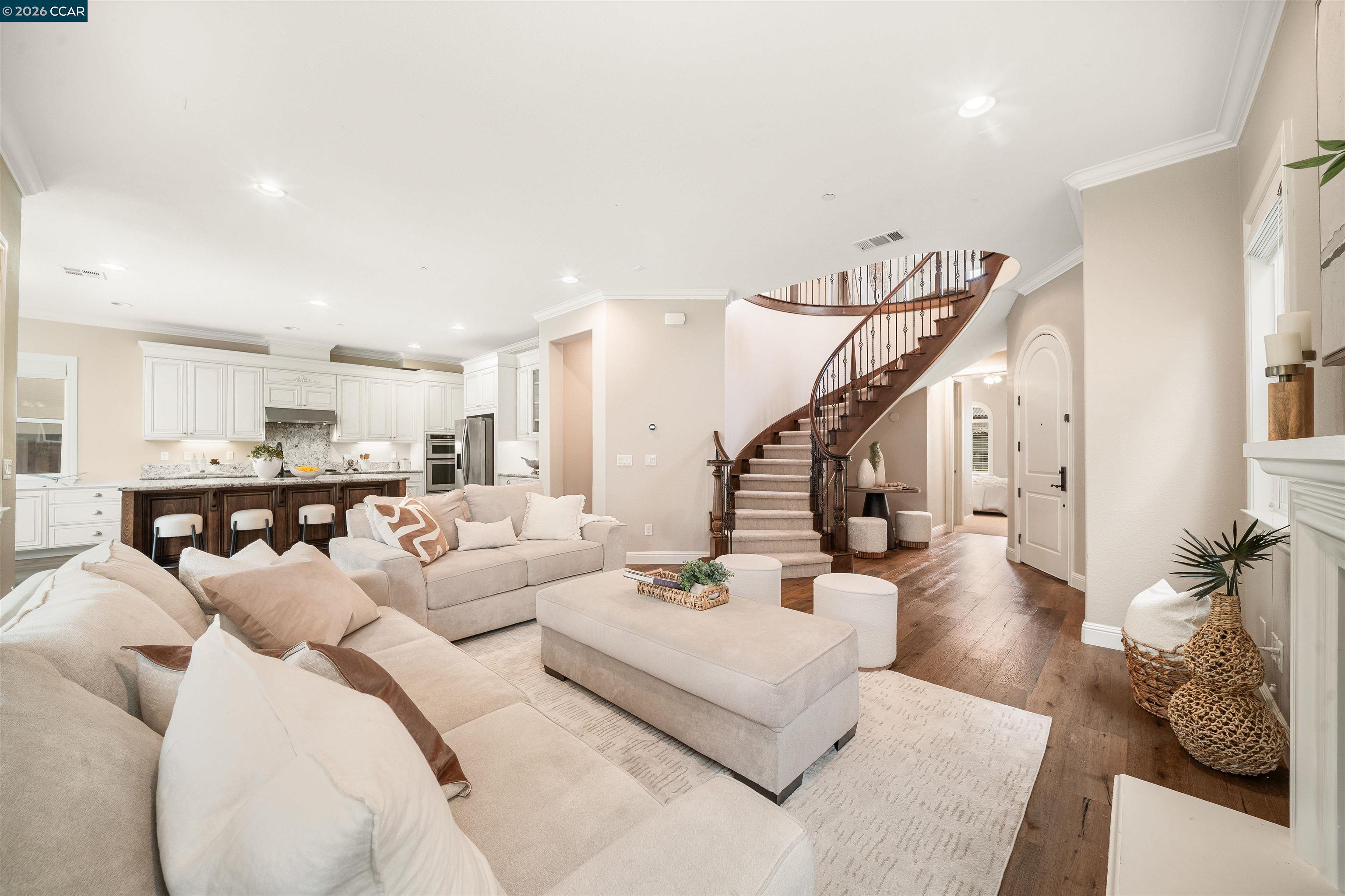 504 Hyacinthus Ct