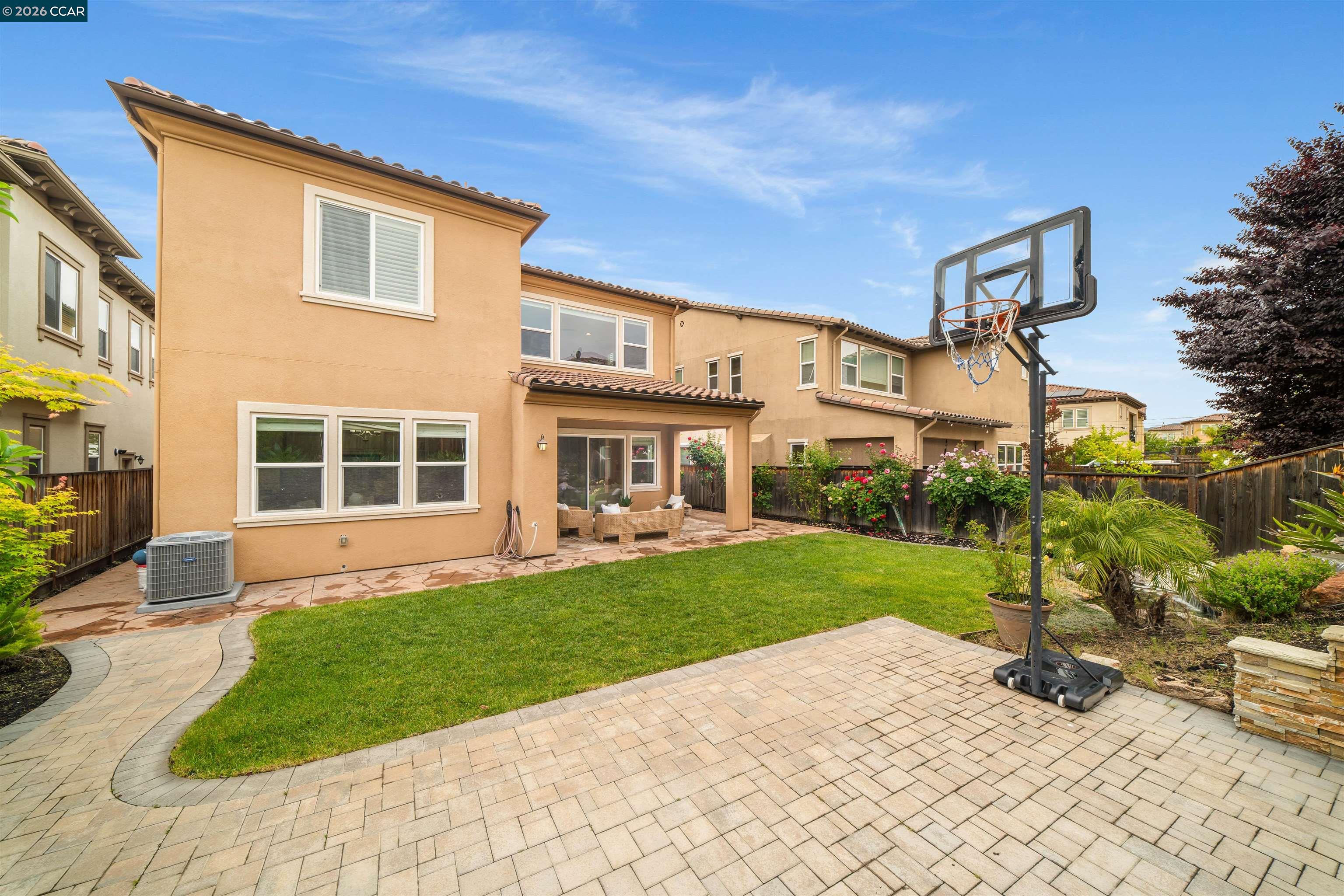 504 Hyacinthus Ct