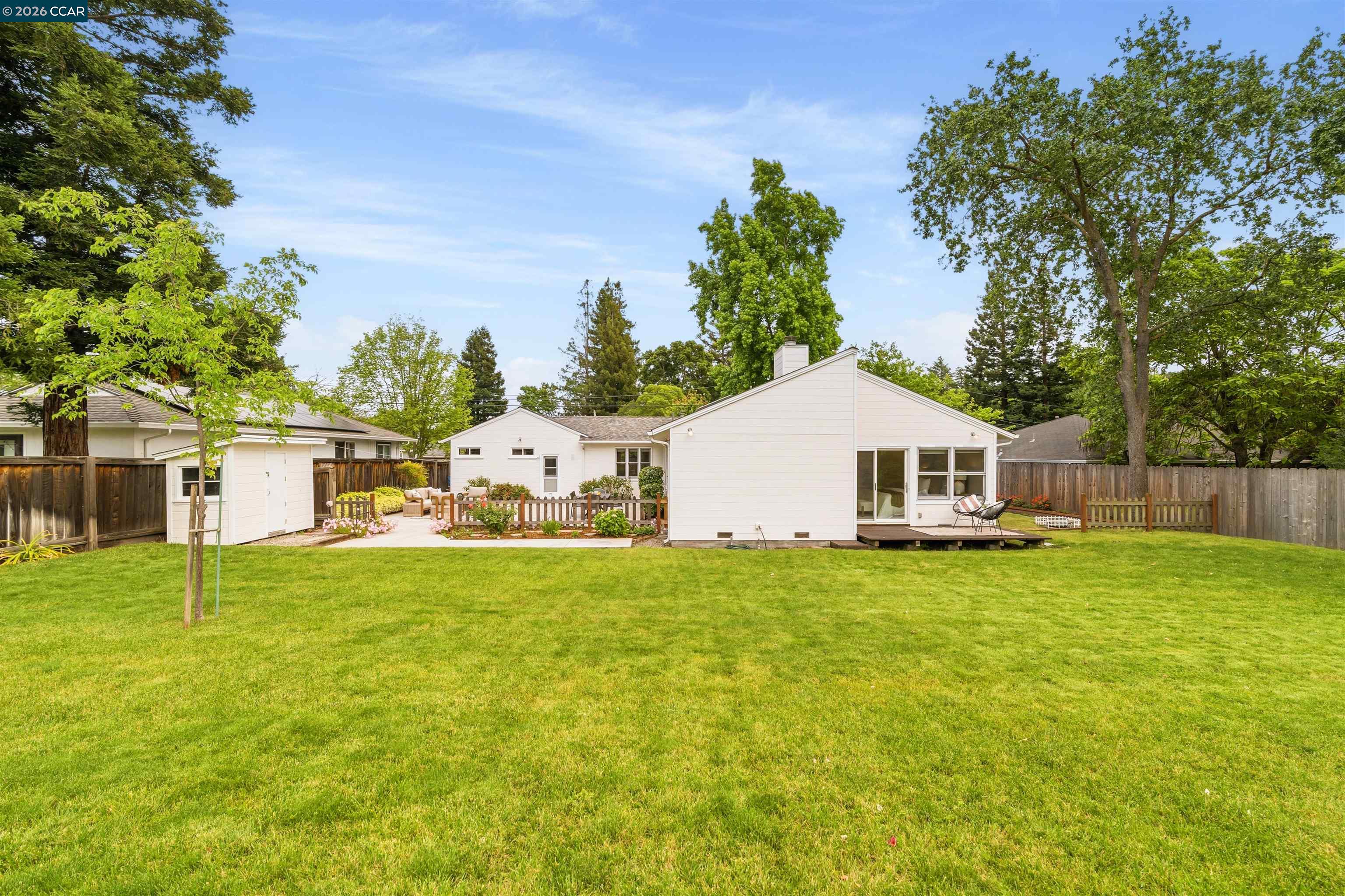 2830 Kinney Dr