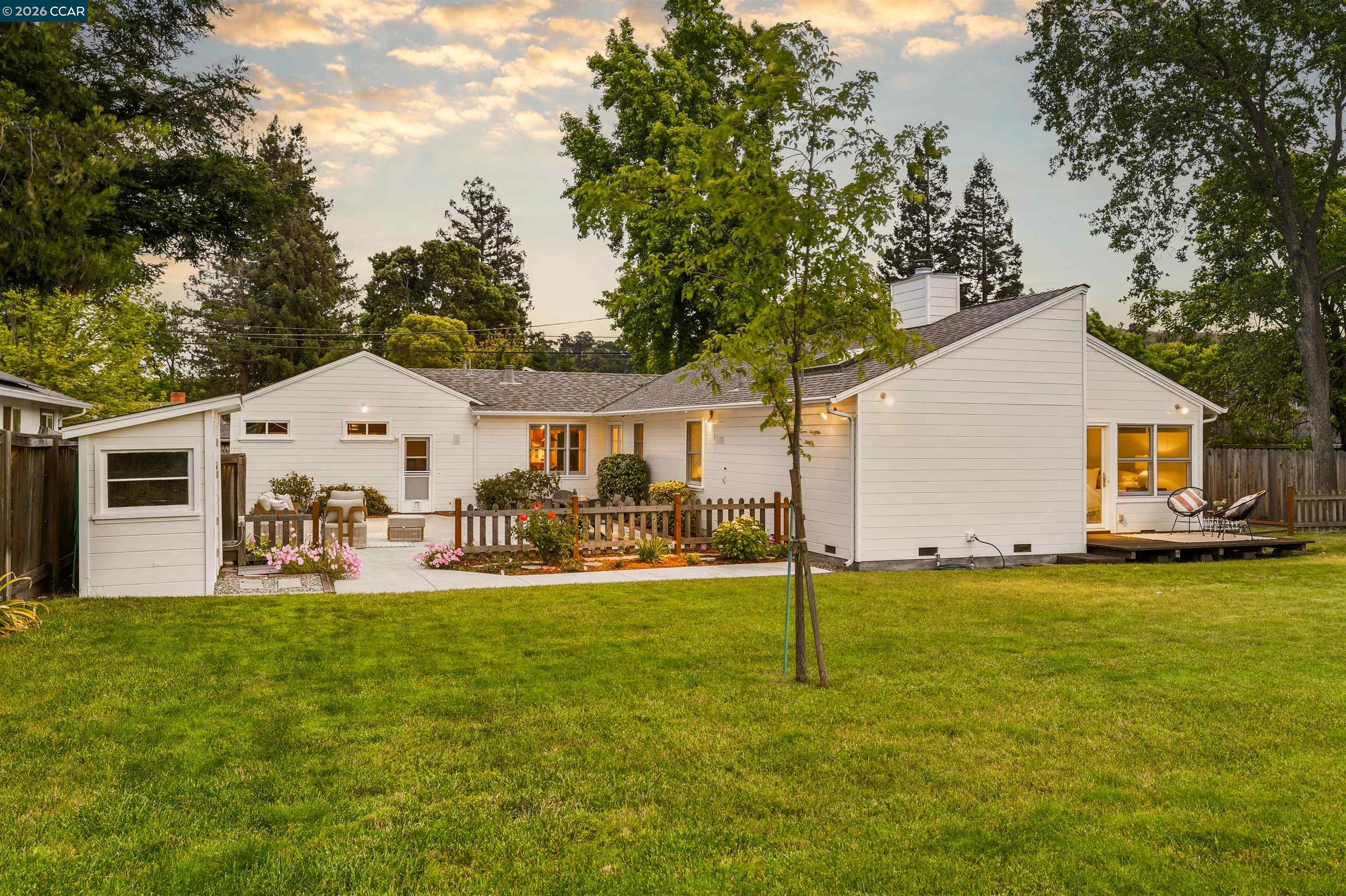 2830 Kinney Dr