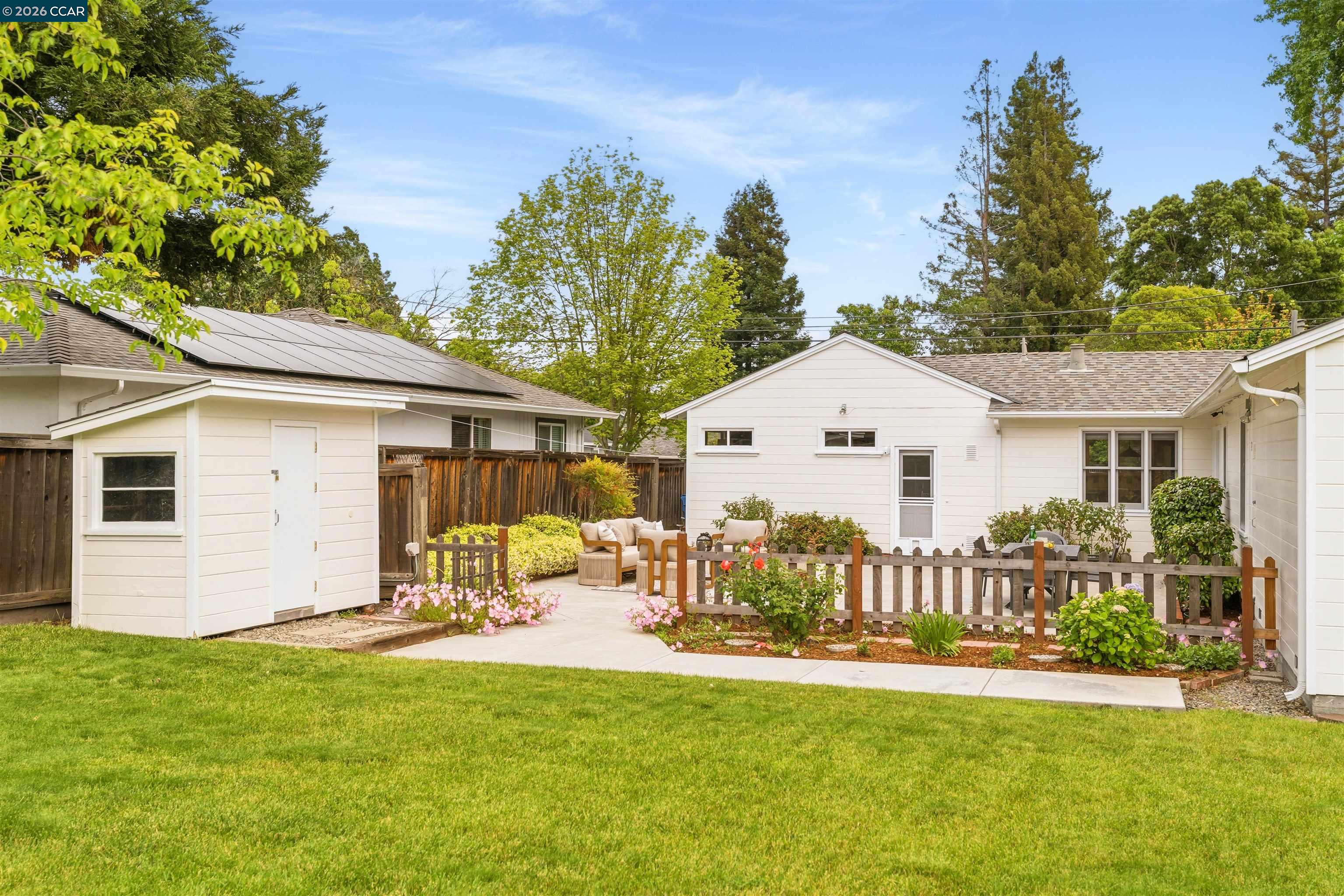 2830 Kinney Dr
