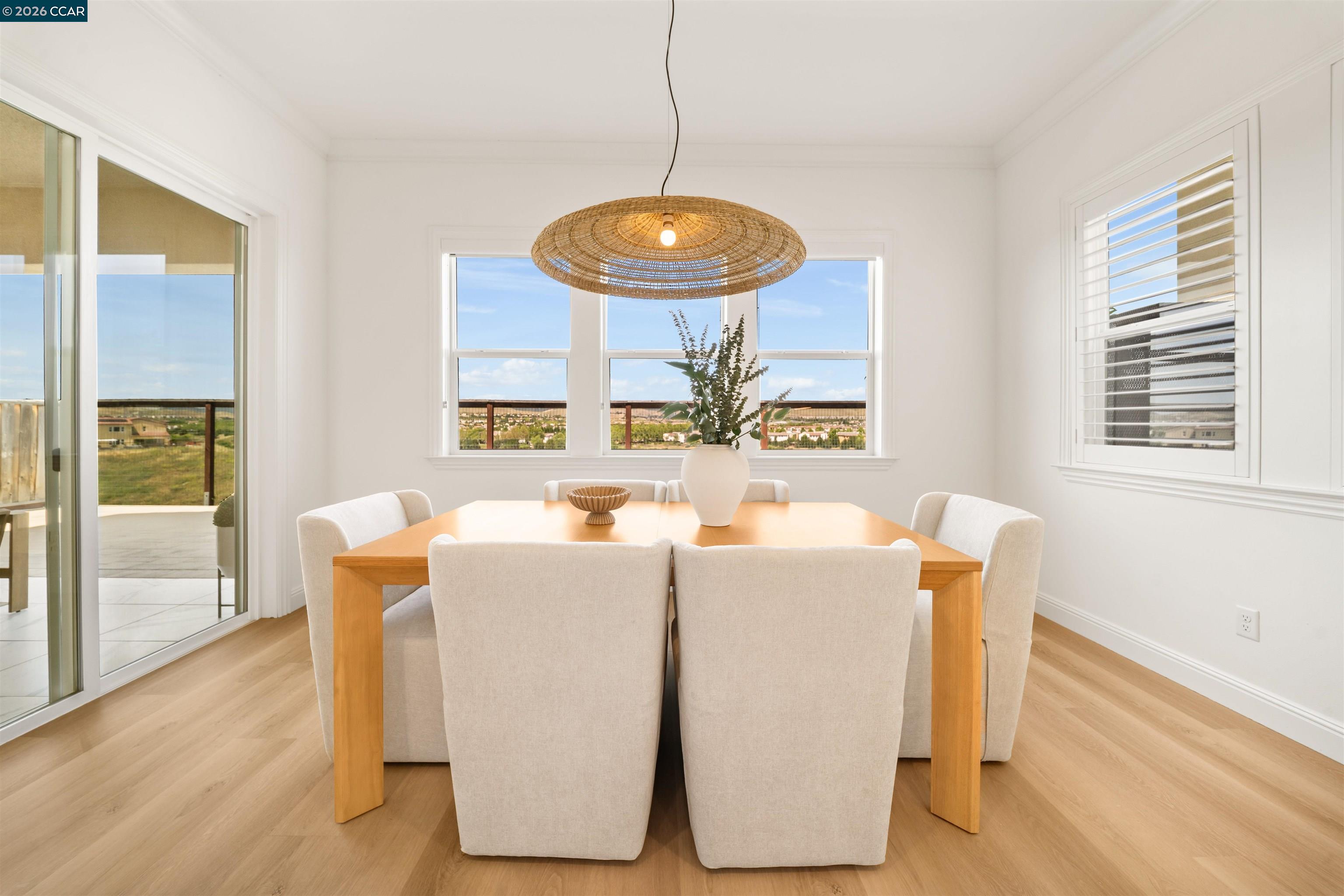 1195 Trumpet Vine Ln