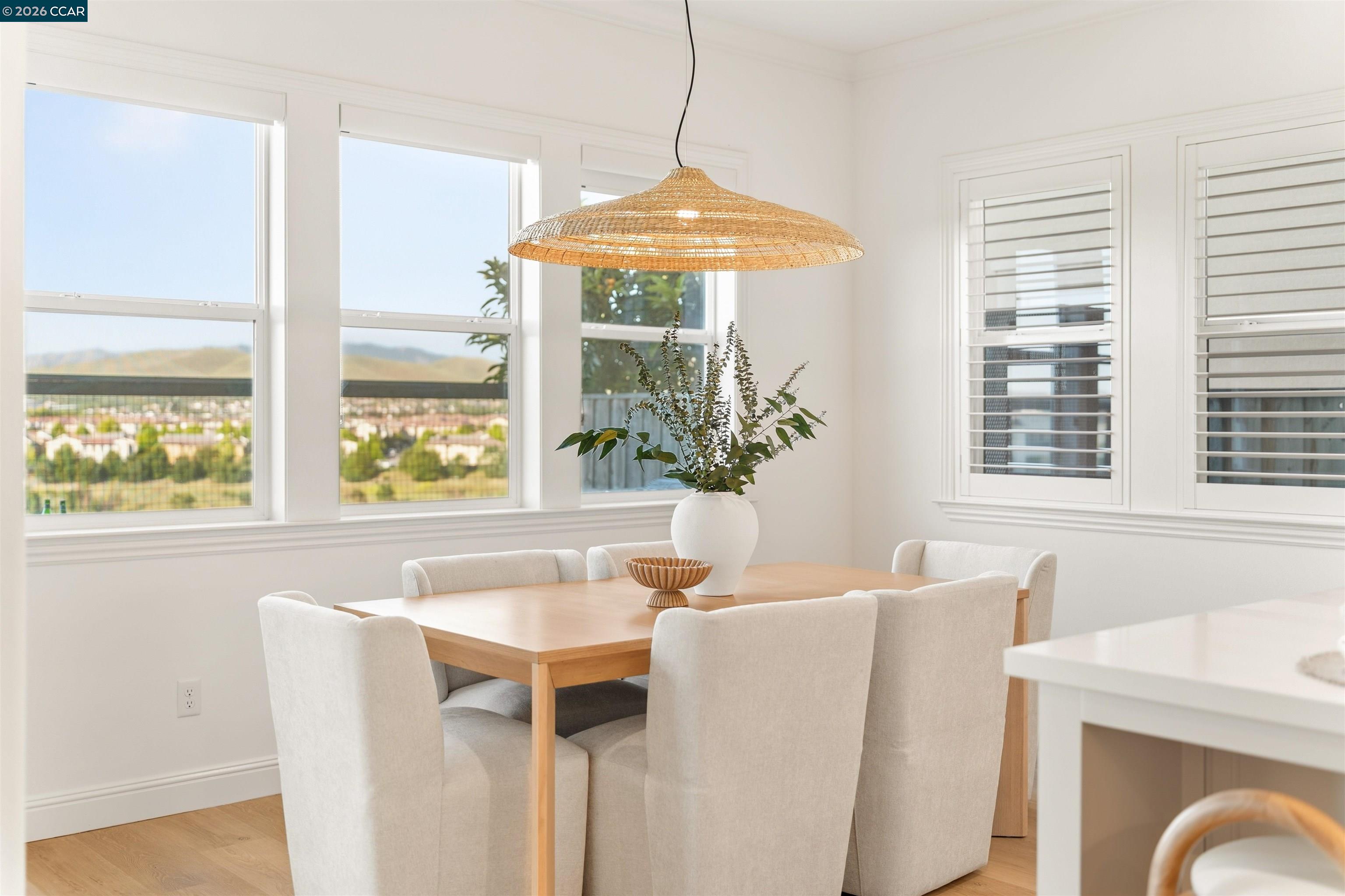 1195 Trumpet Vine Ln