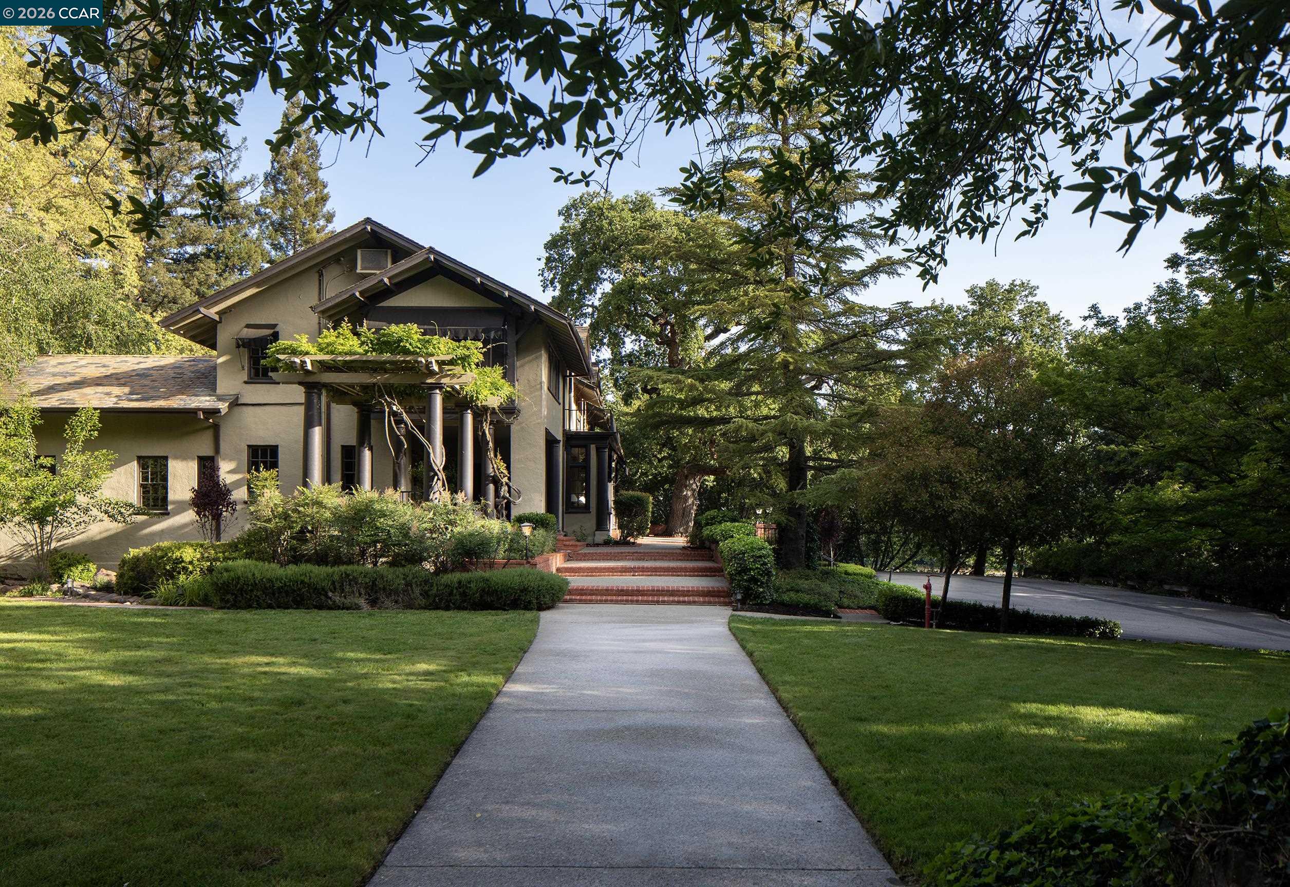 300 Camille Ave