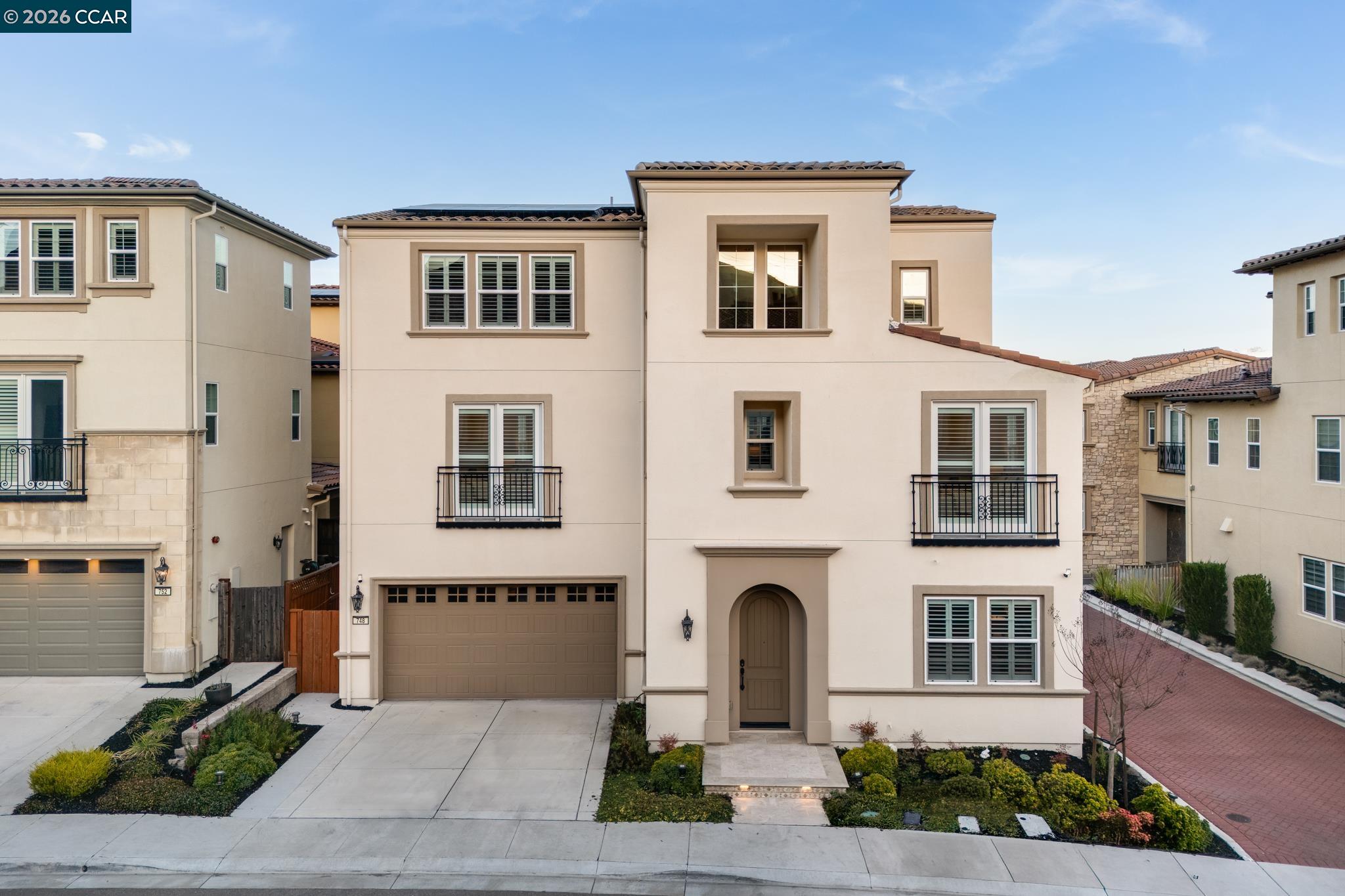 748 Roseum Ct