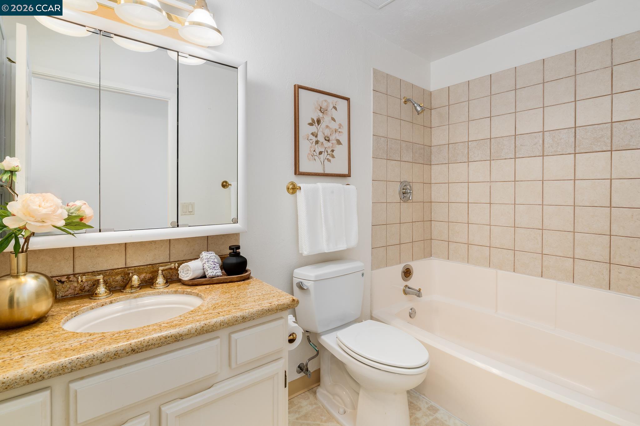 7591 Northland Pl