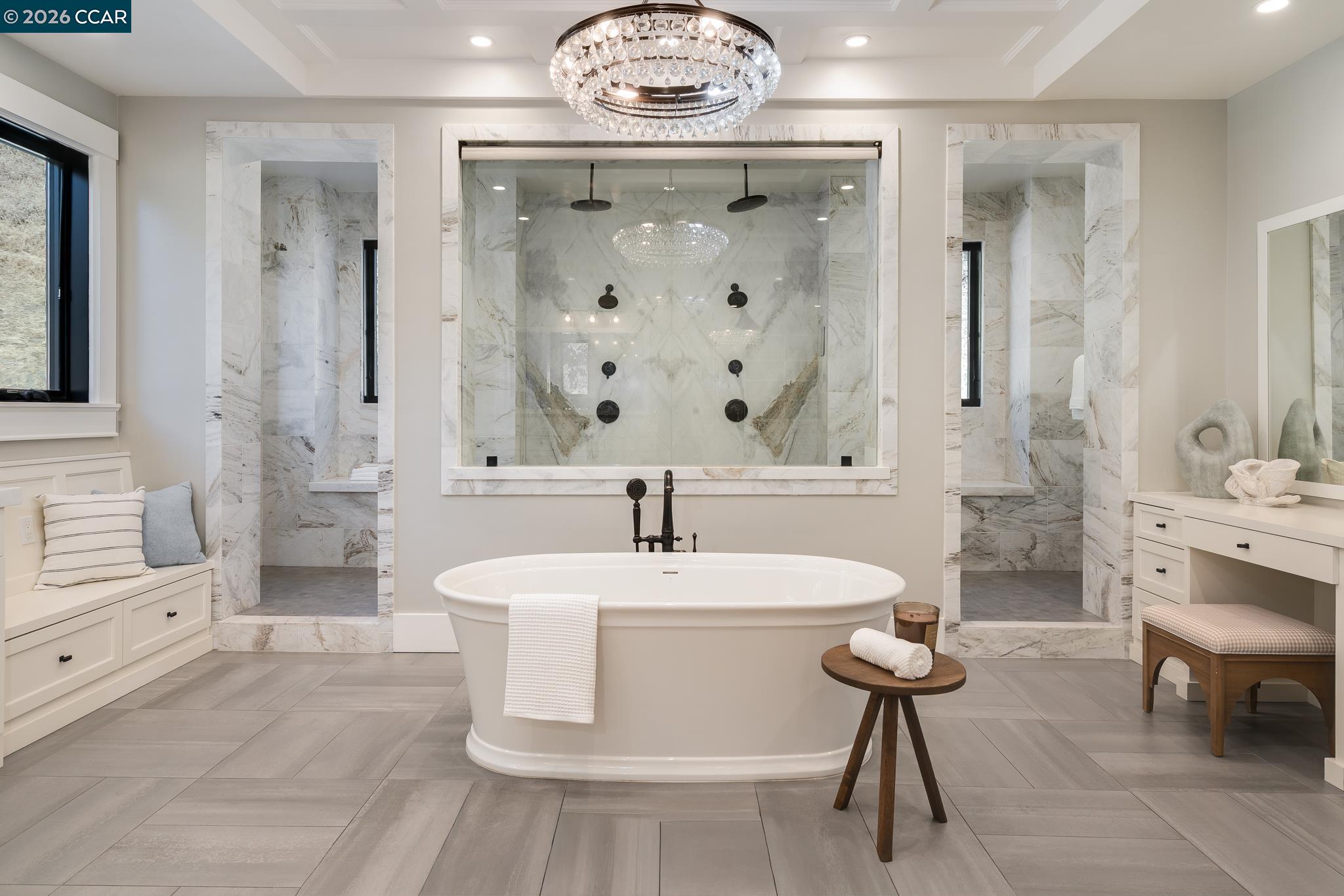 401 Legacy Dr
