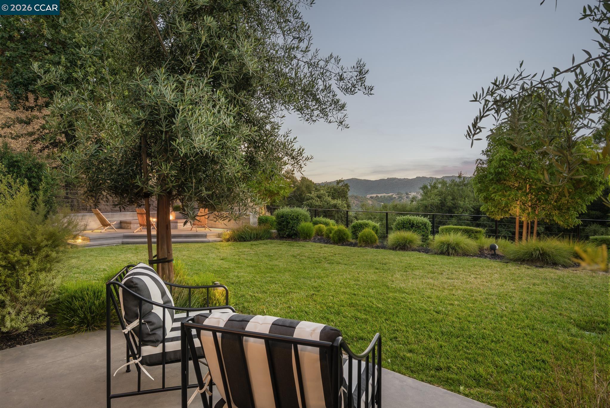 401 Legacy Dr