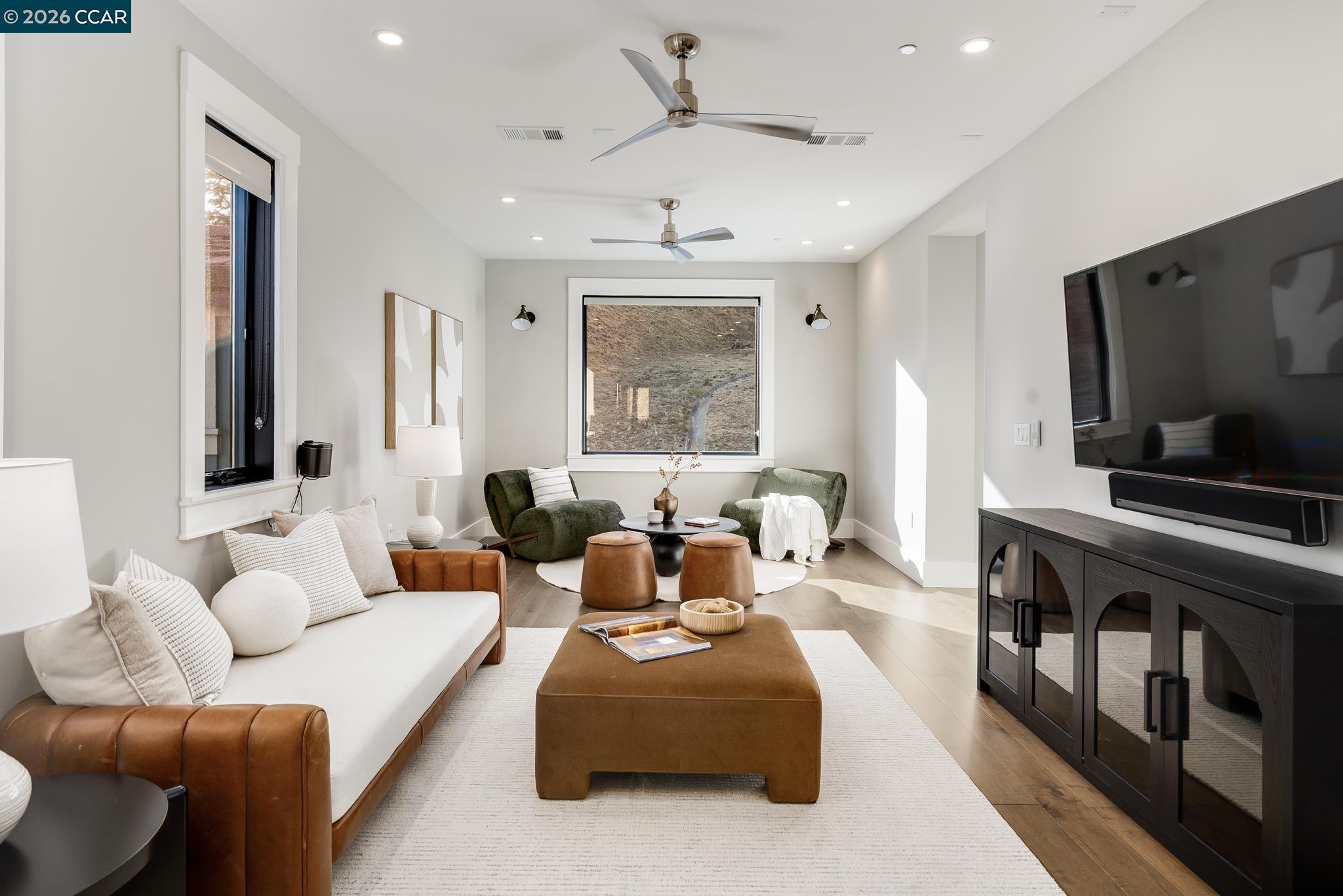 401 Legacy Dr