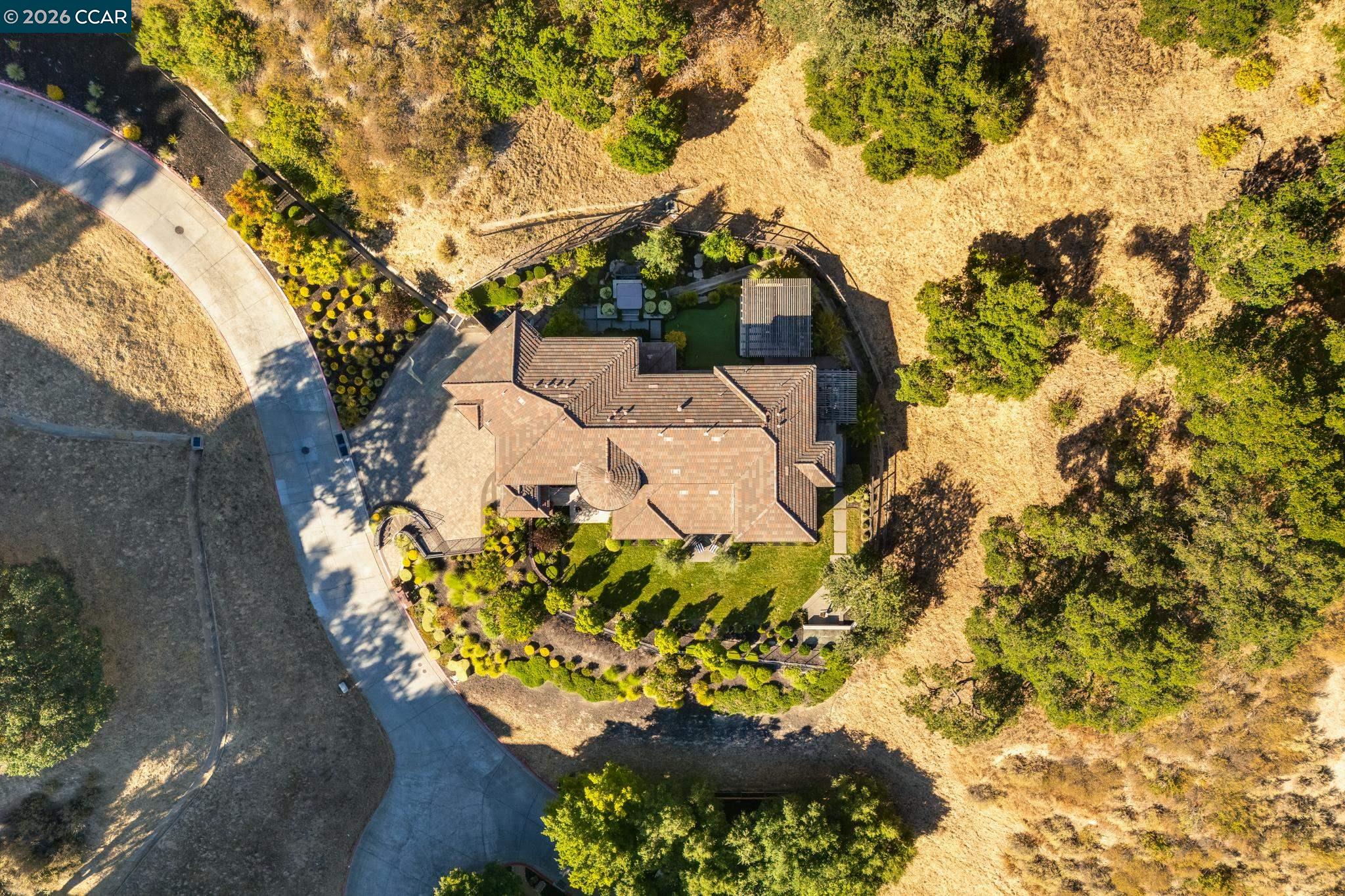 401 Legacy Dr