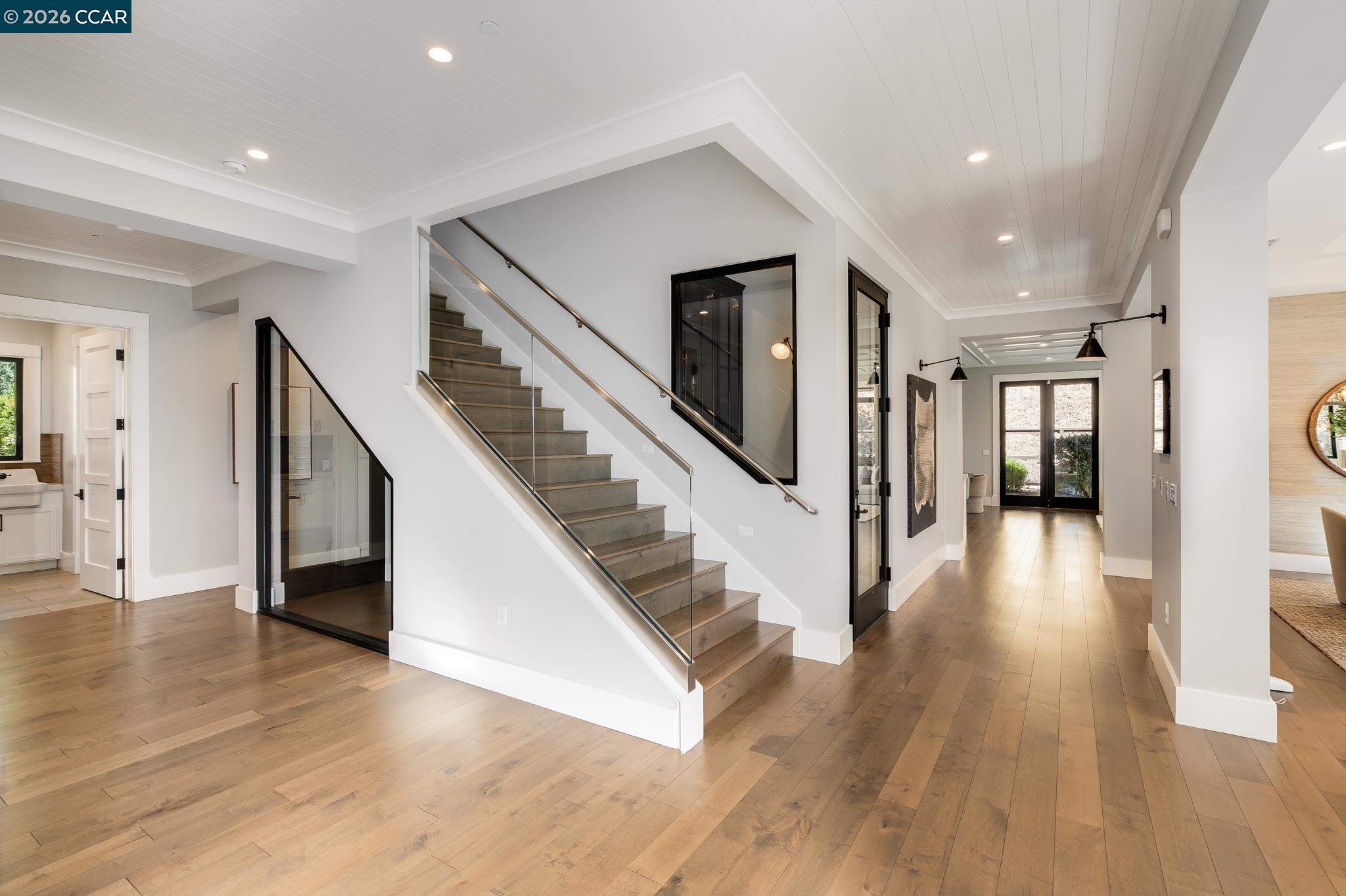401 Legacy Dr