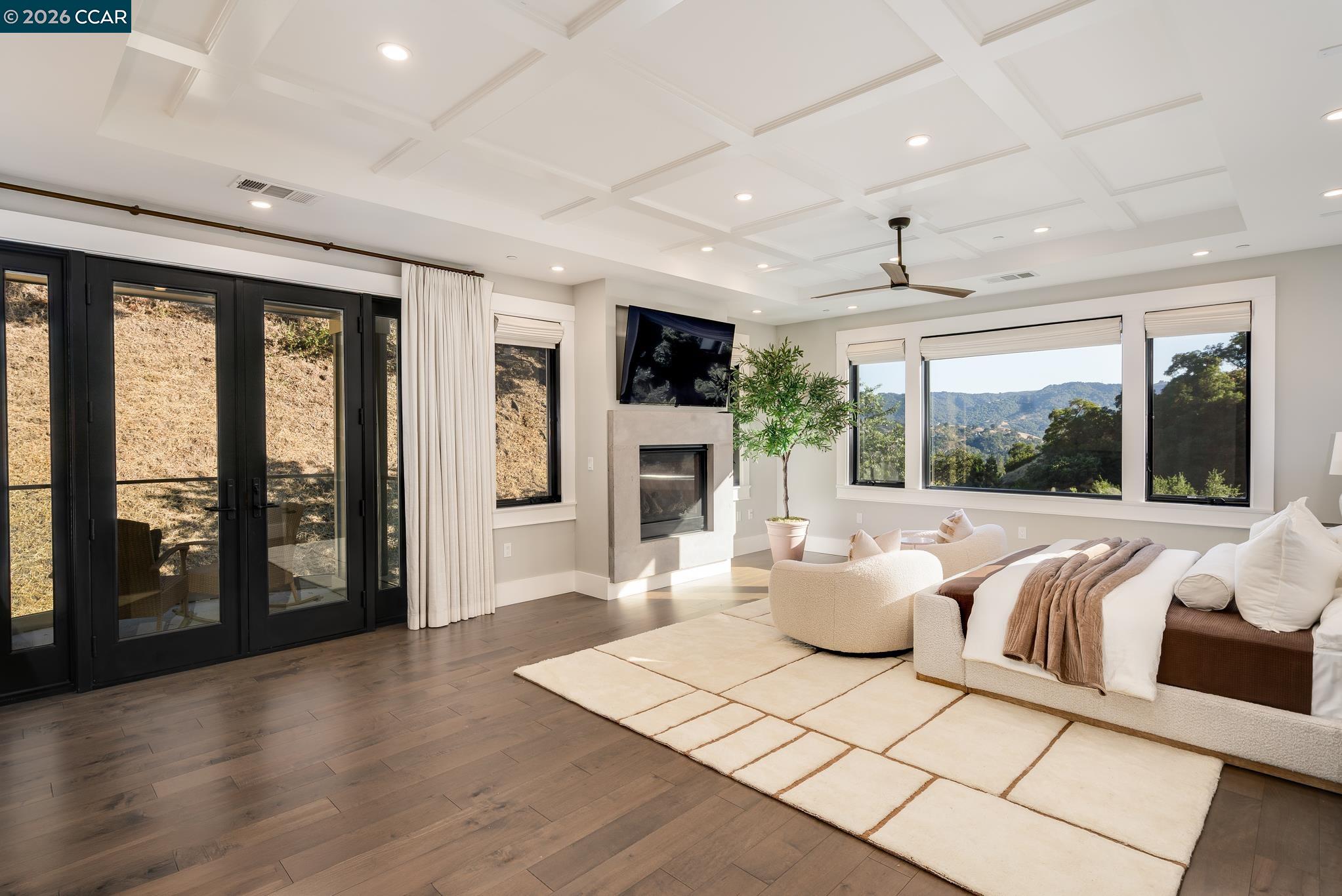 401 Legacy Dr