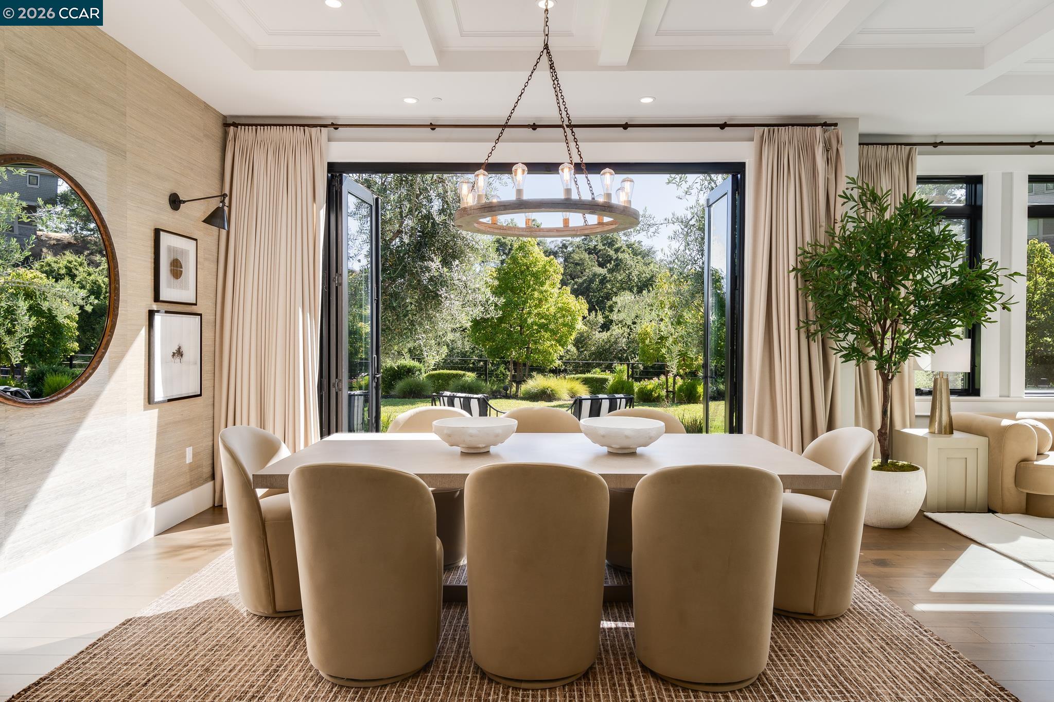 401 Legacy Dr