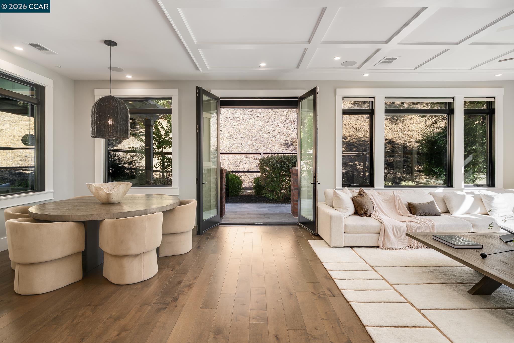 401 Legacy Dr