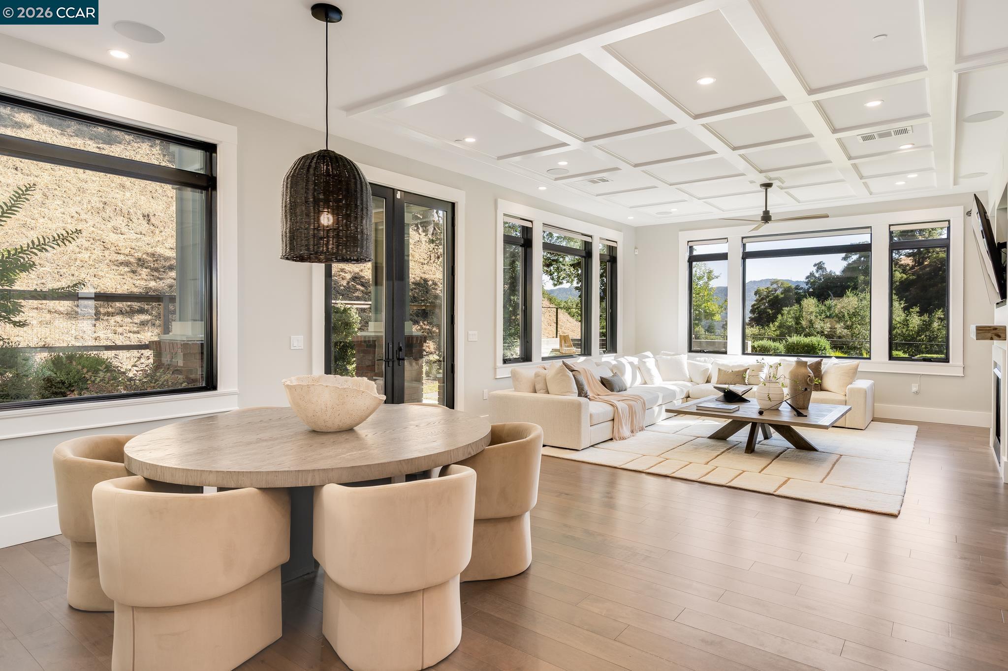 401 Legacy Dr