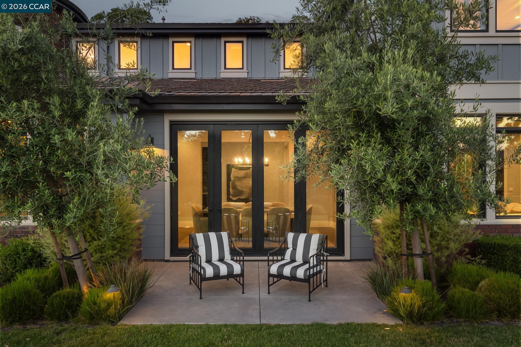 401 Legacy Dr