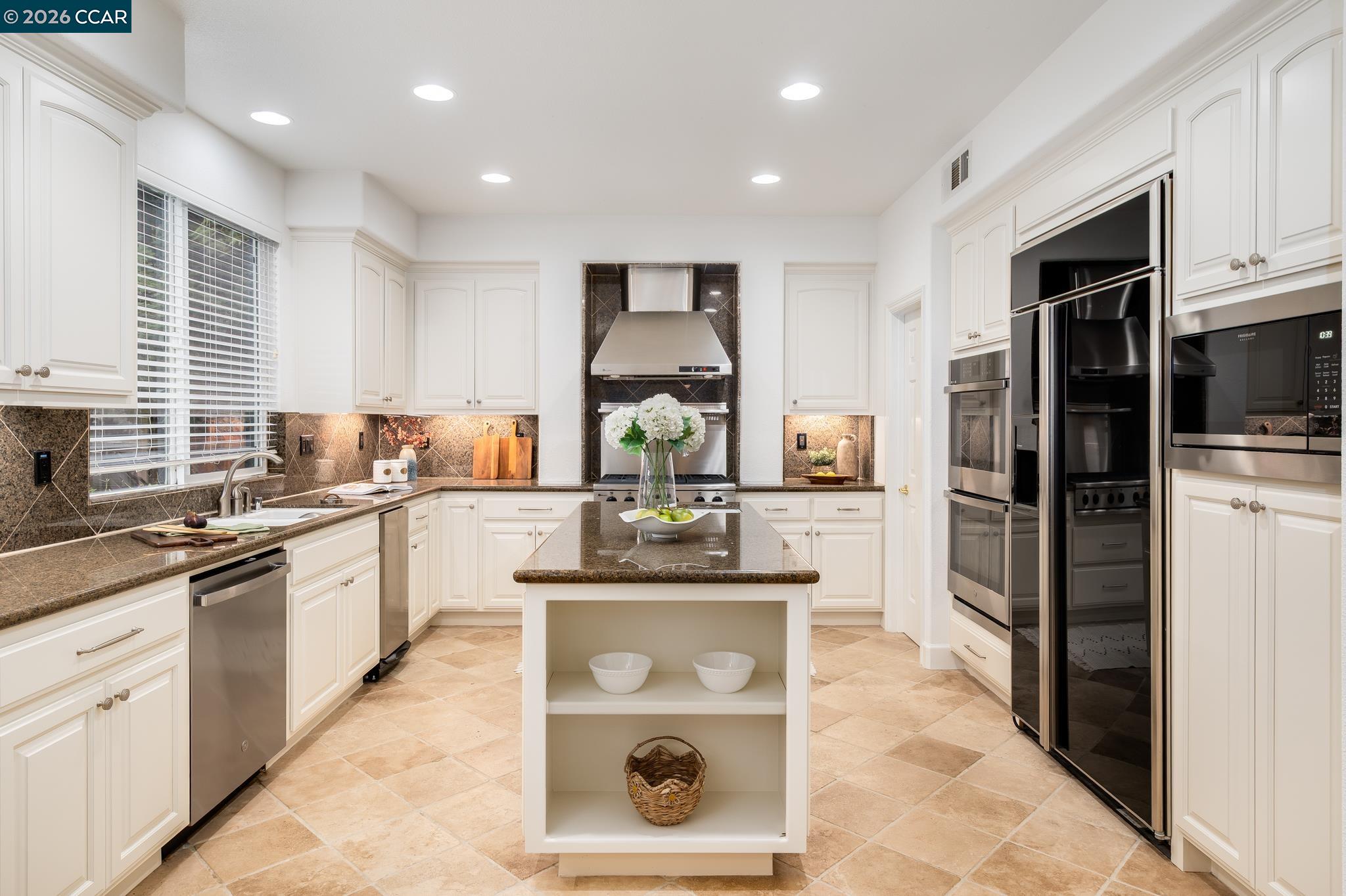 298 Sullivan Ct