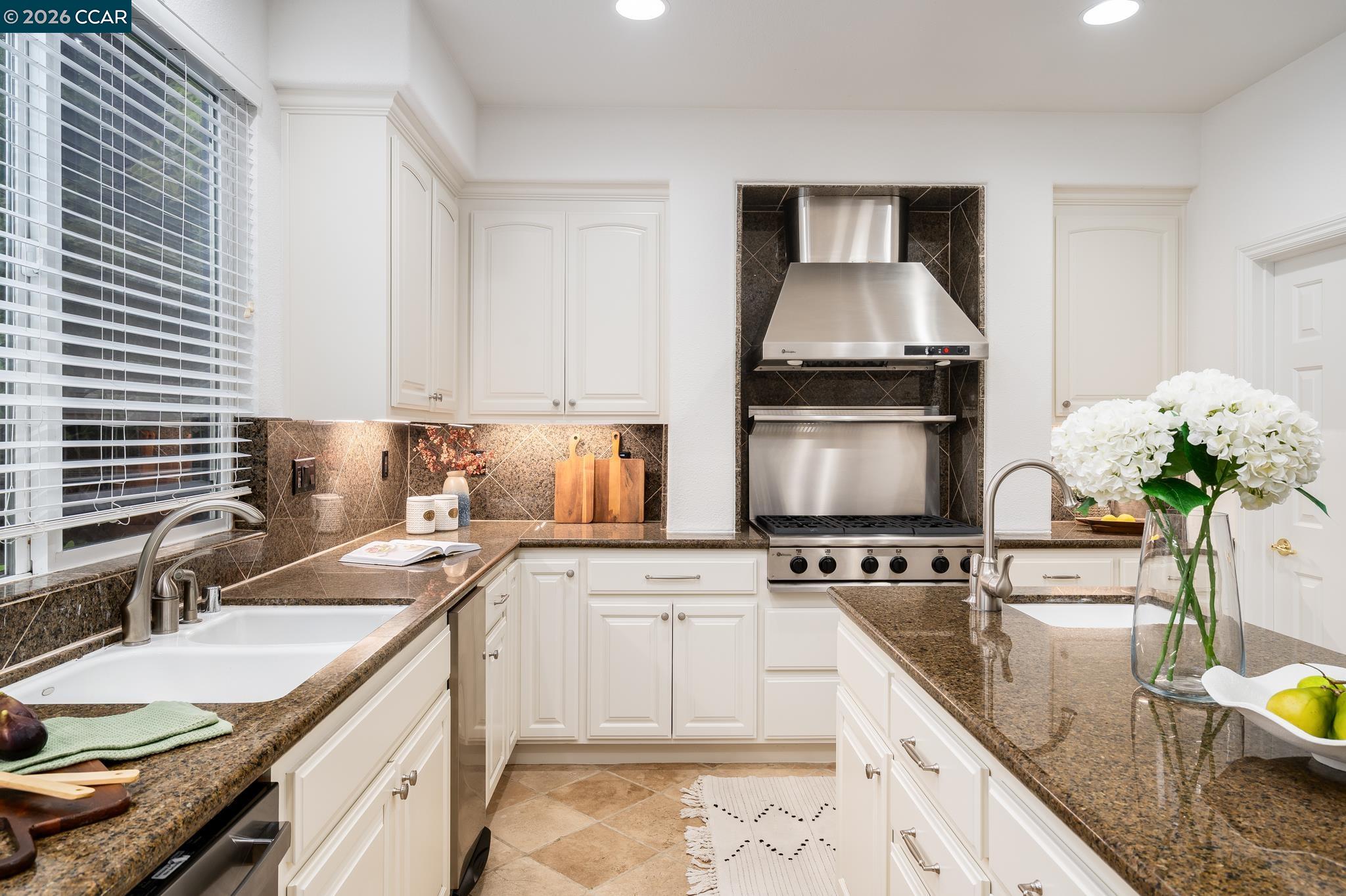 298 Sullivan Ct