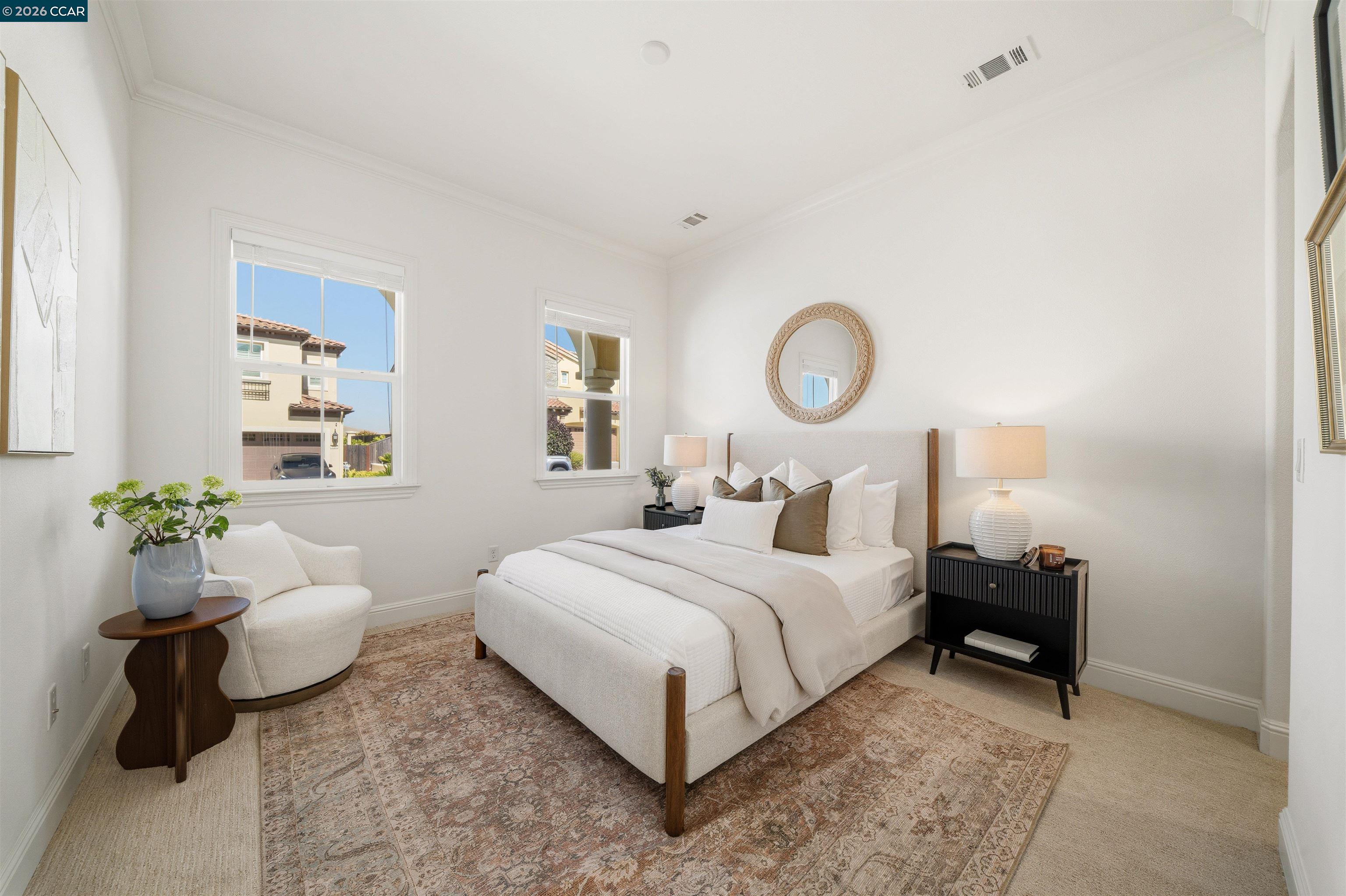 1124 Rosamund Dr