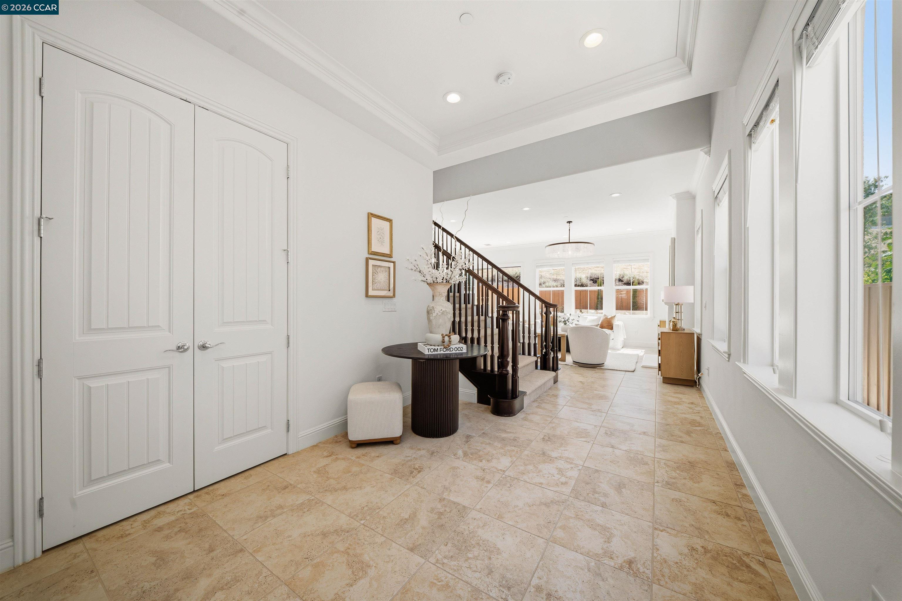 1124 Rosamund Dr