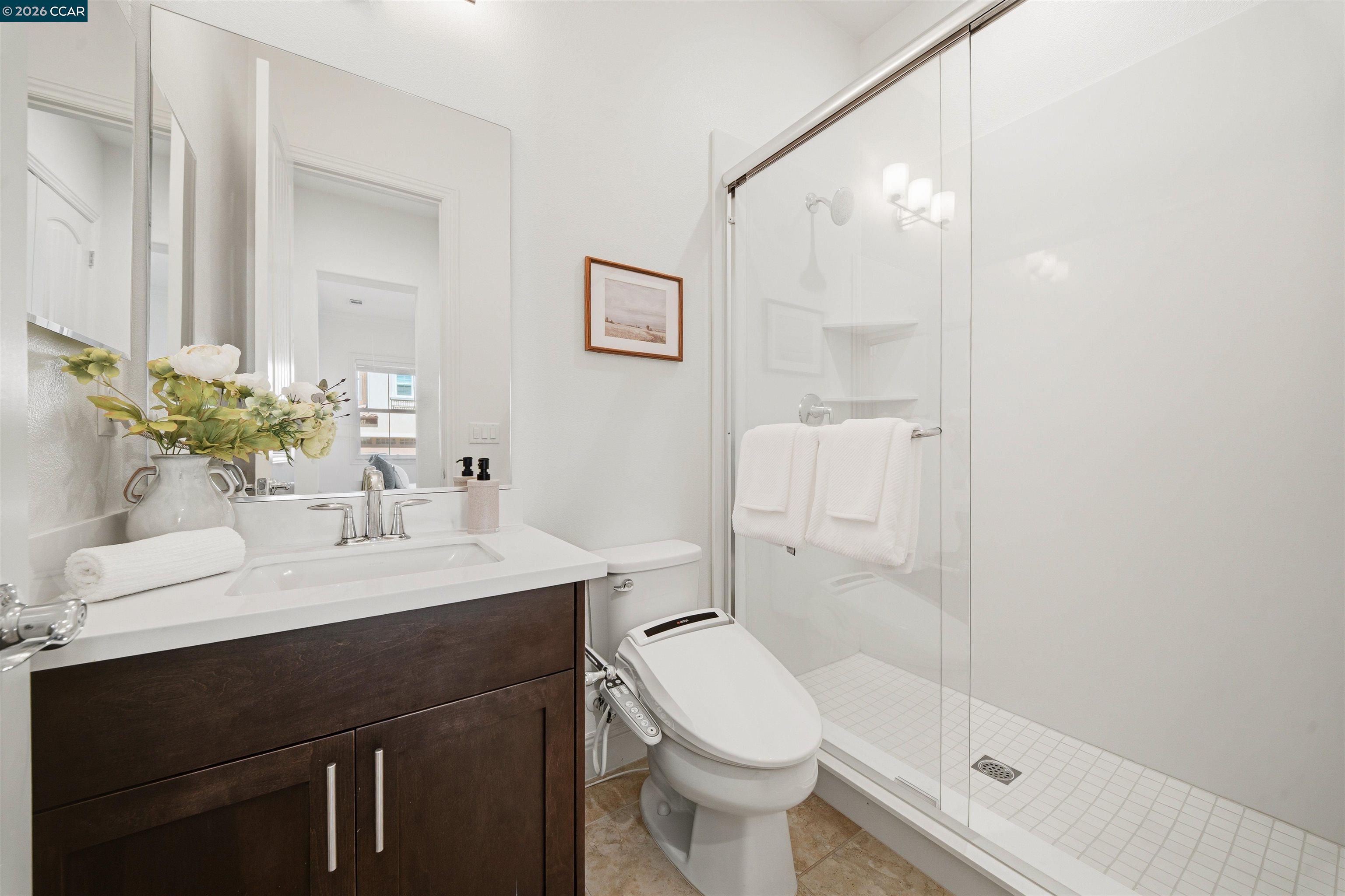 1124 Rosamund Dr