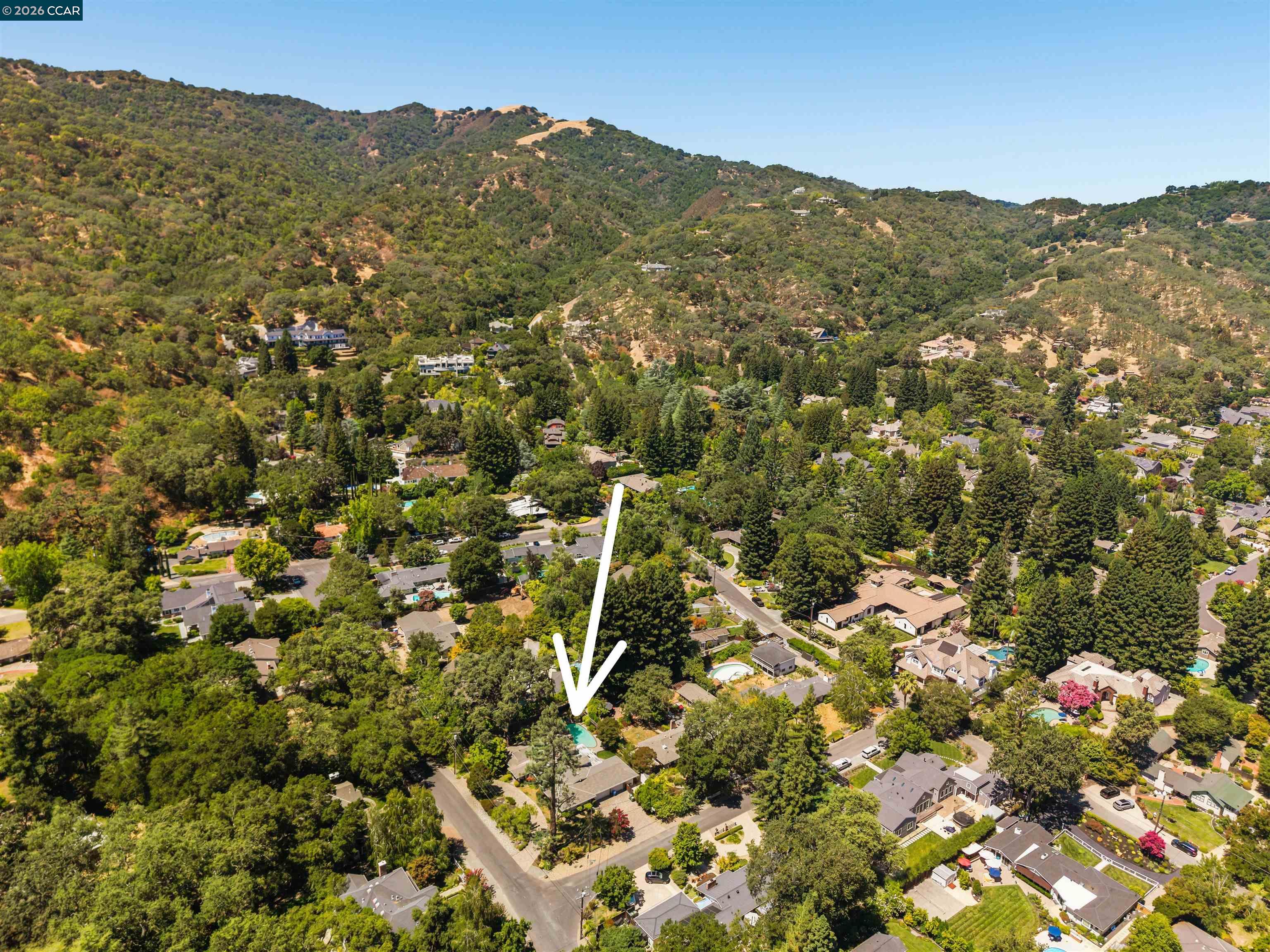 250 La Serena Ave