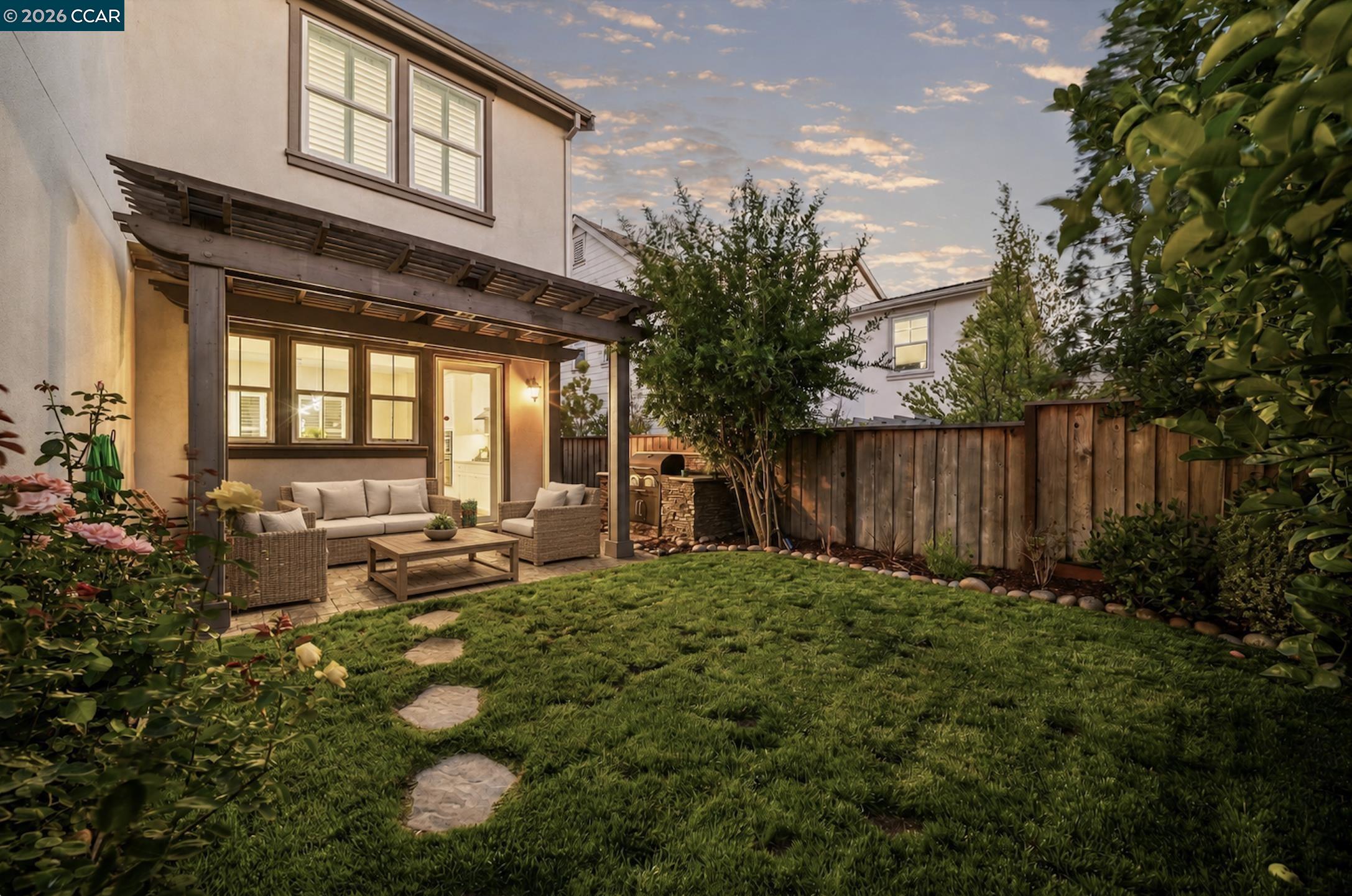 4266 Sunset View Dr