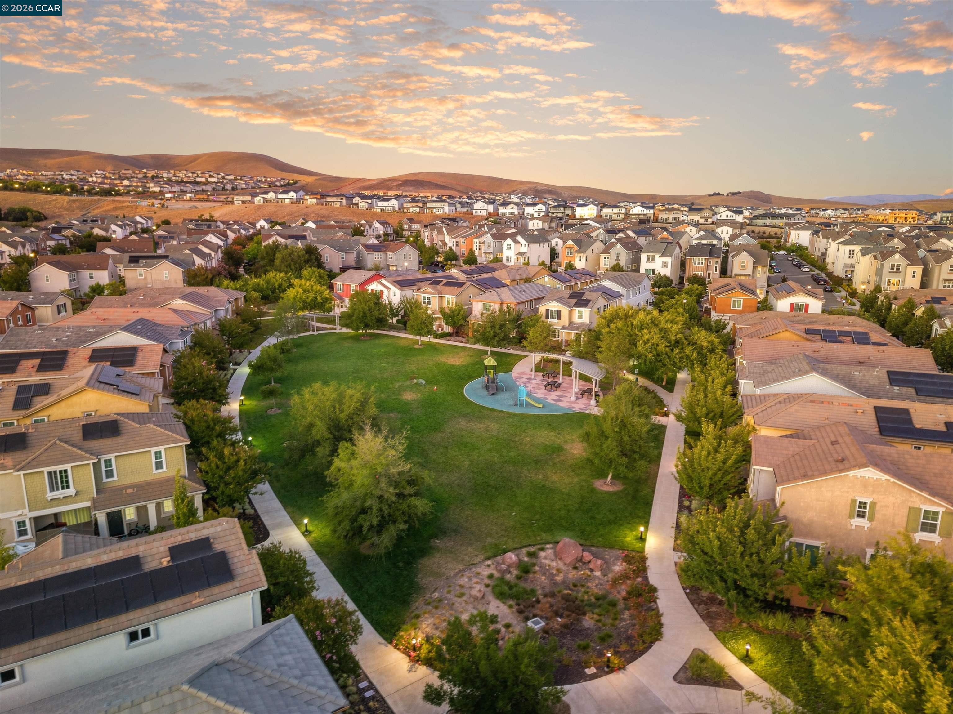 4266 Sunset View Dr