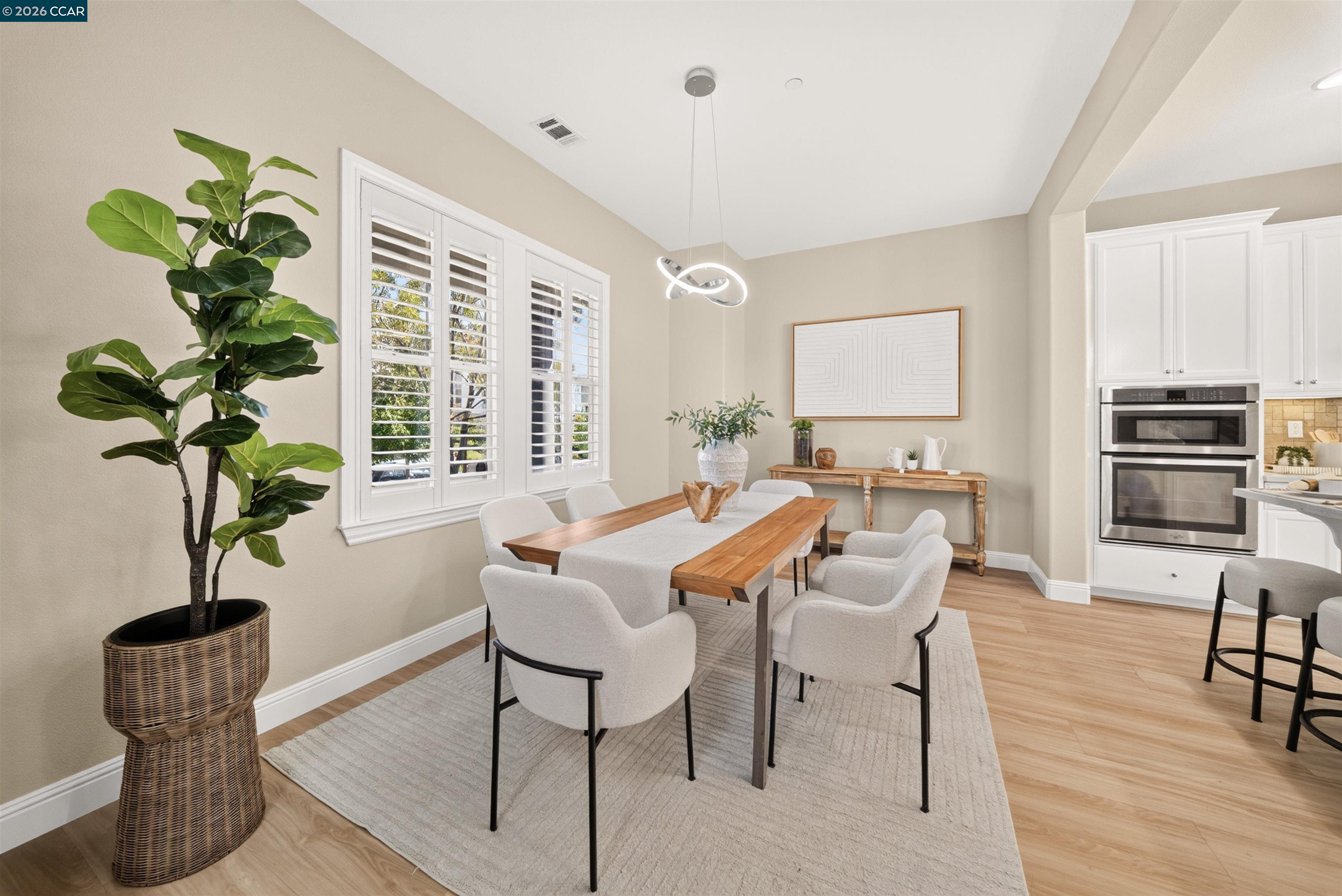 4266 Sunset View Dr