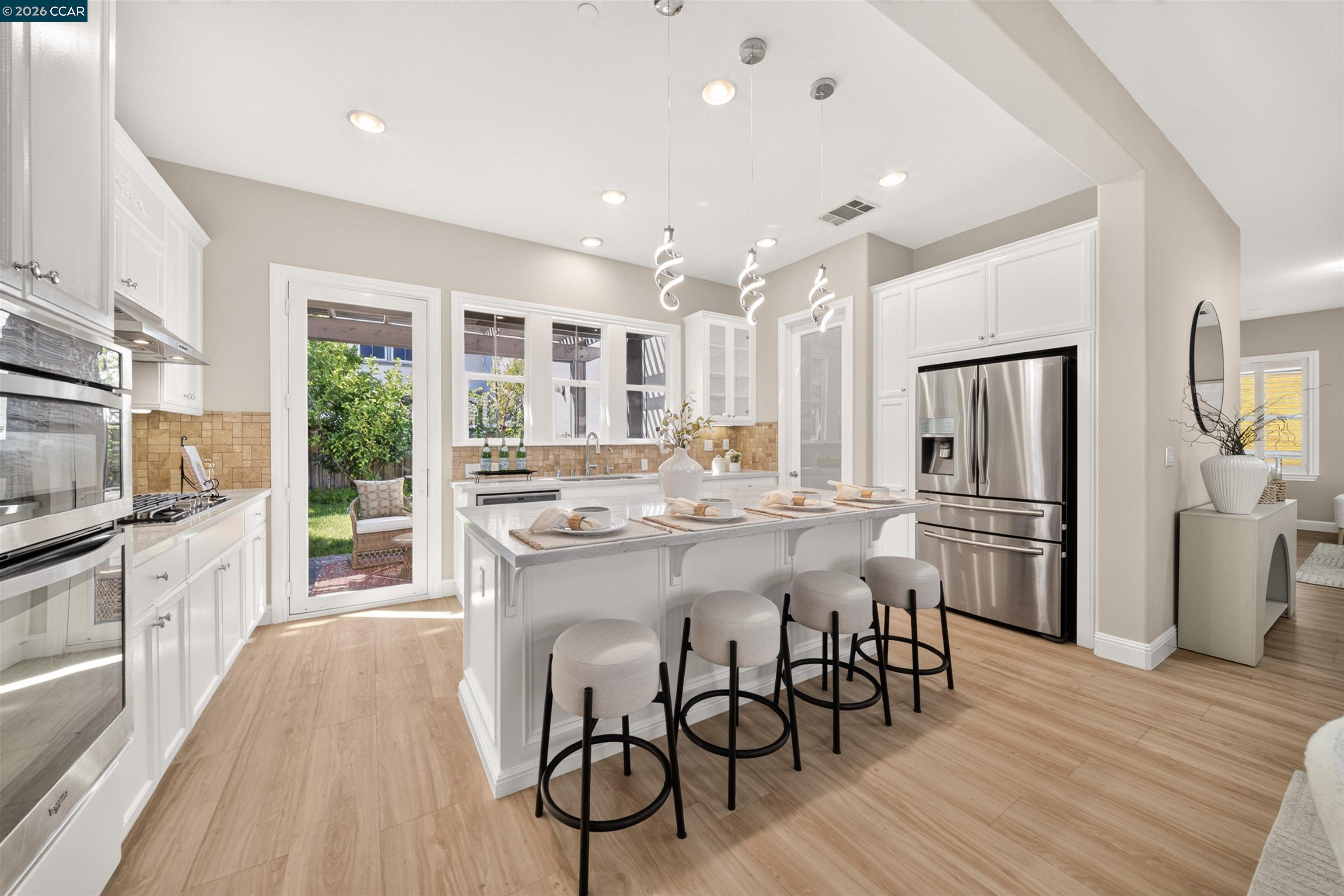 4266 Sunset View Dr