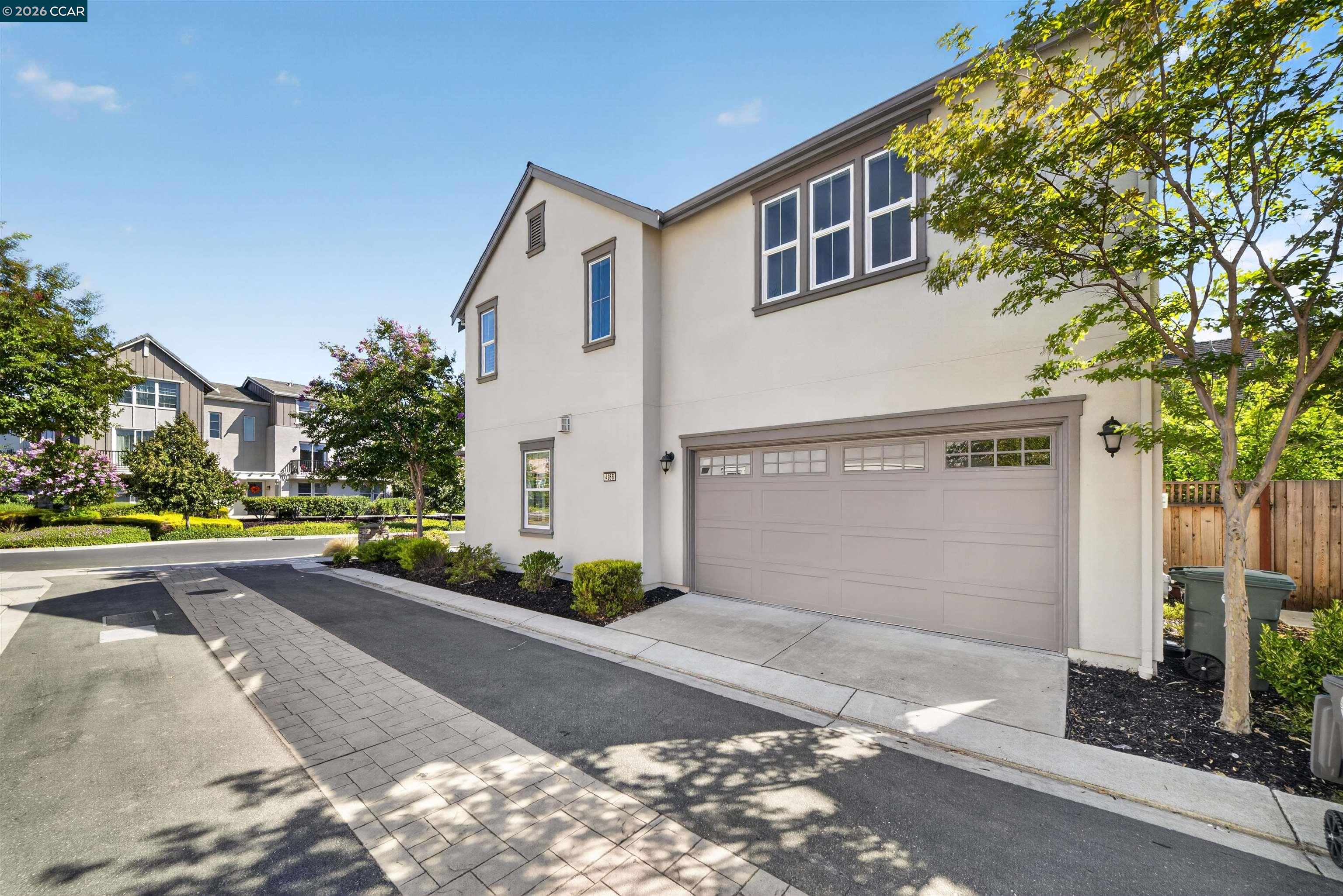 4266 Sunset View Dr