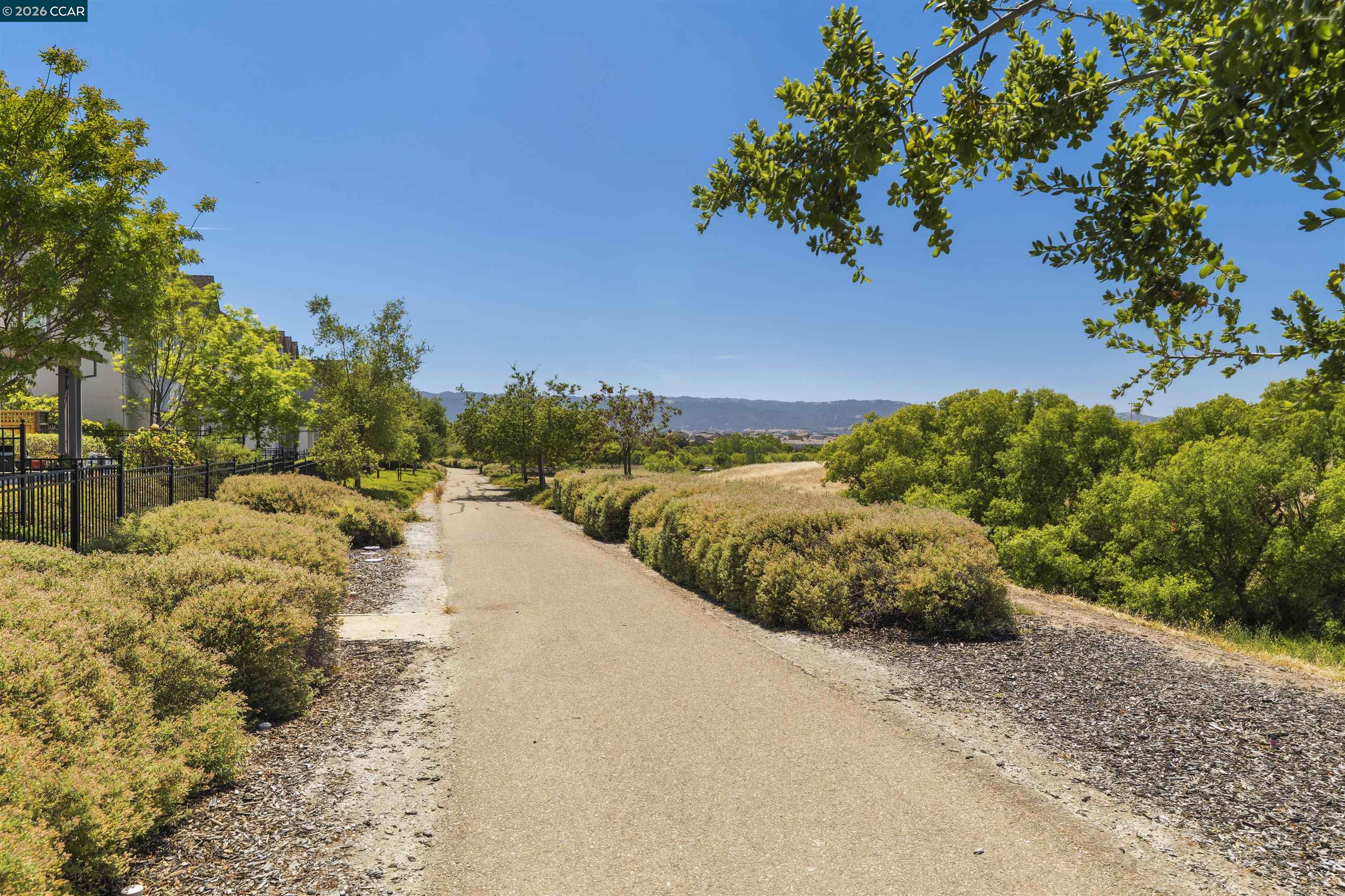 4266 Sunset View Dr