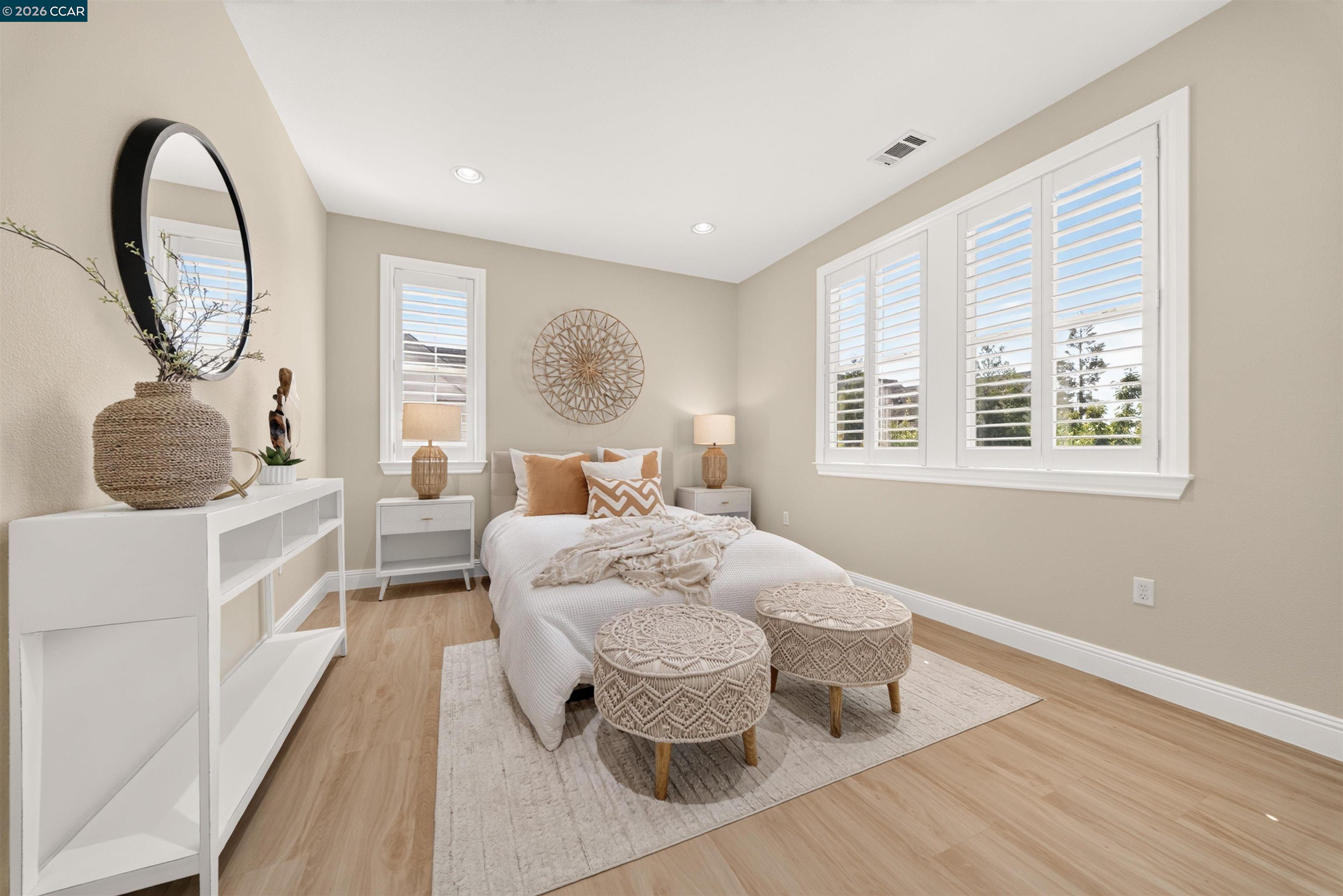 4266 Sunset View Dr