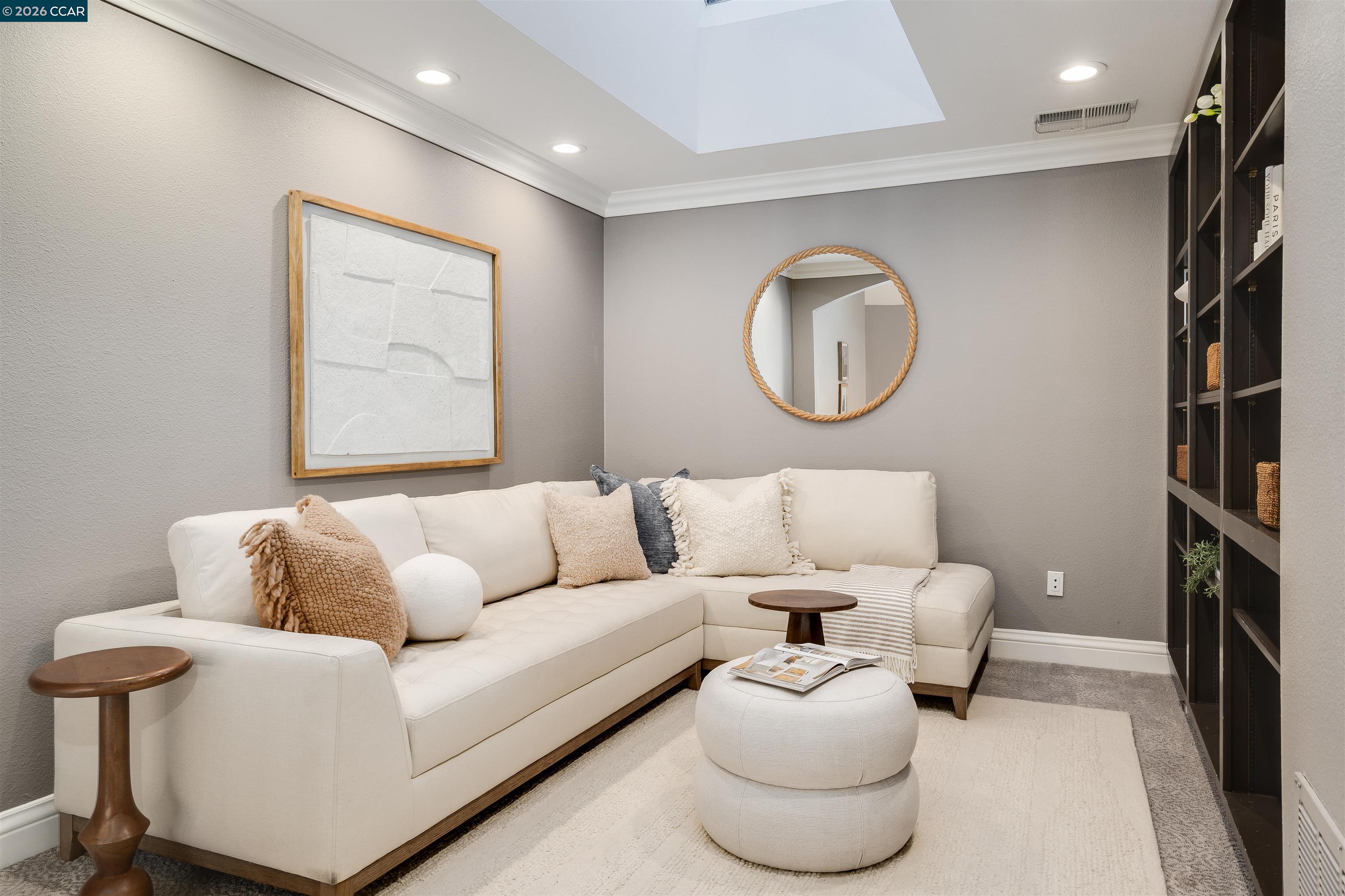 10 Bent Oak Ct