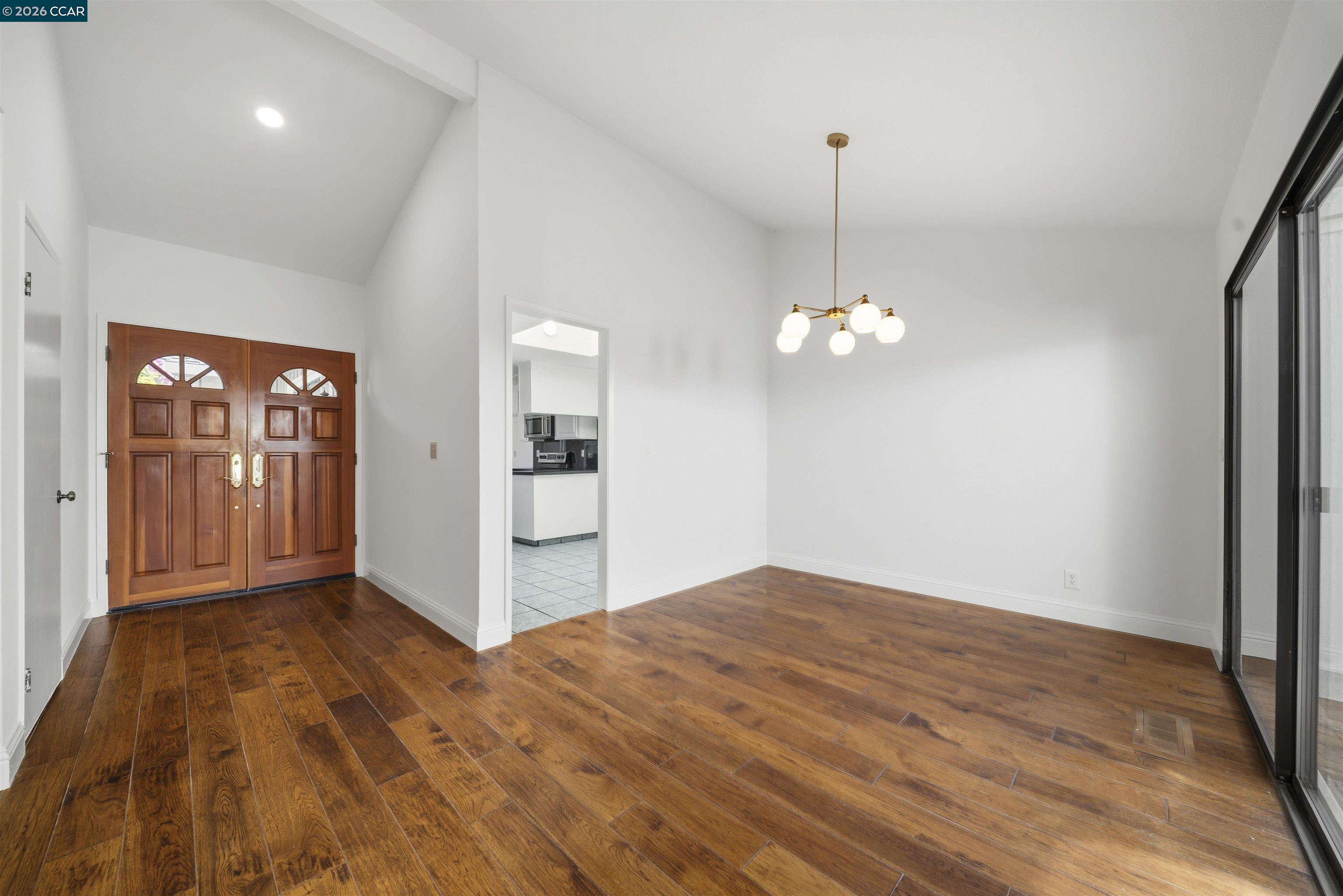 2124 Presidio Ct