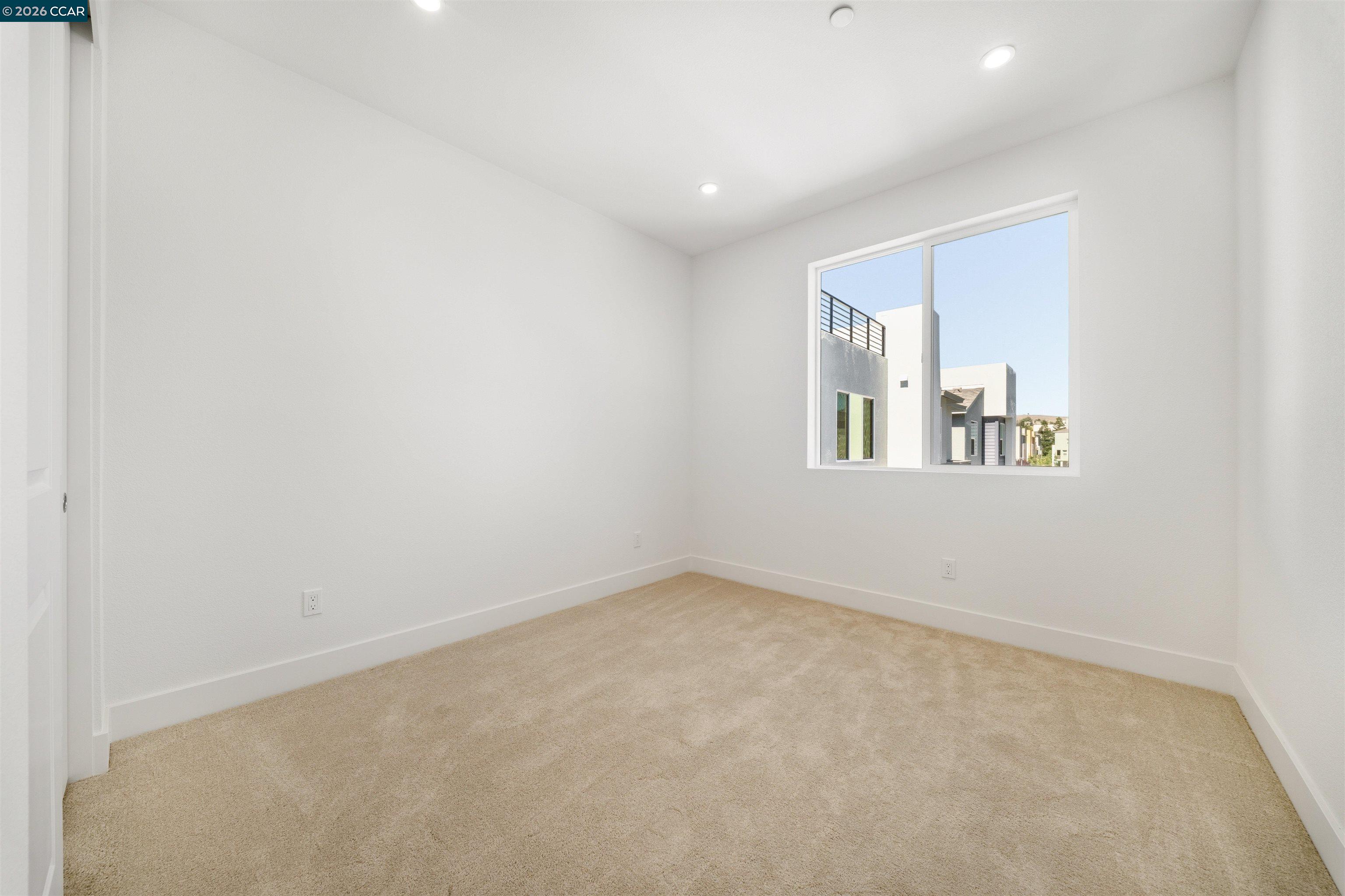 207 Bisque Ct