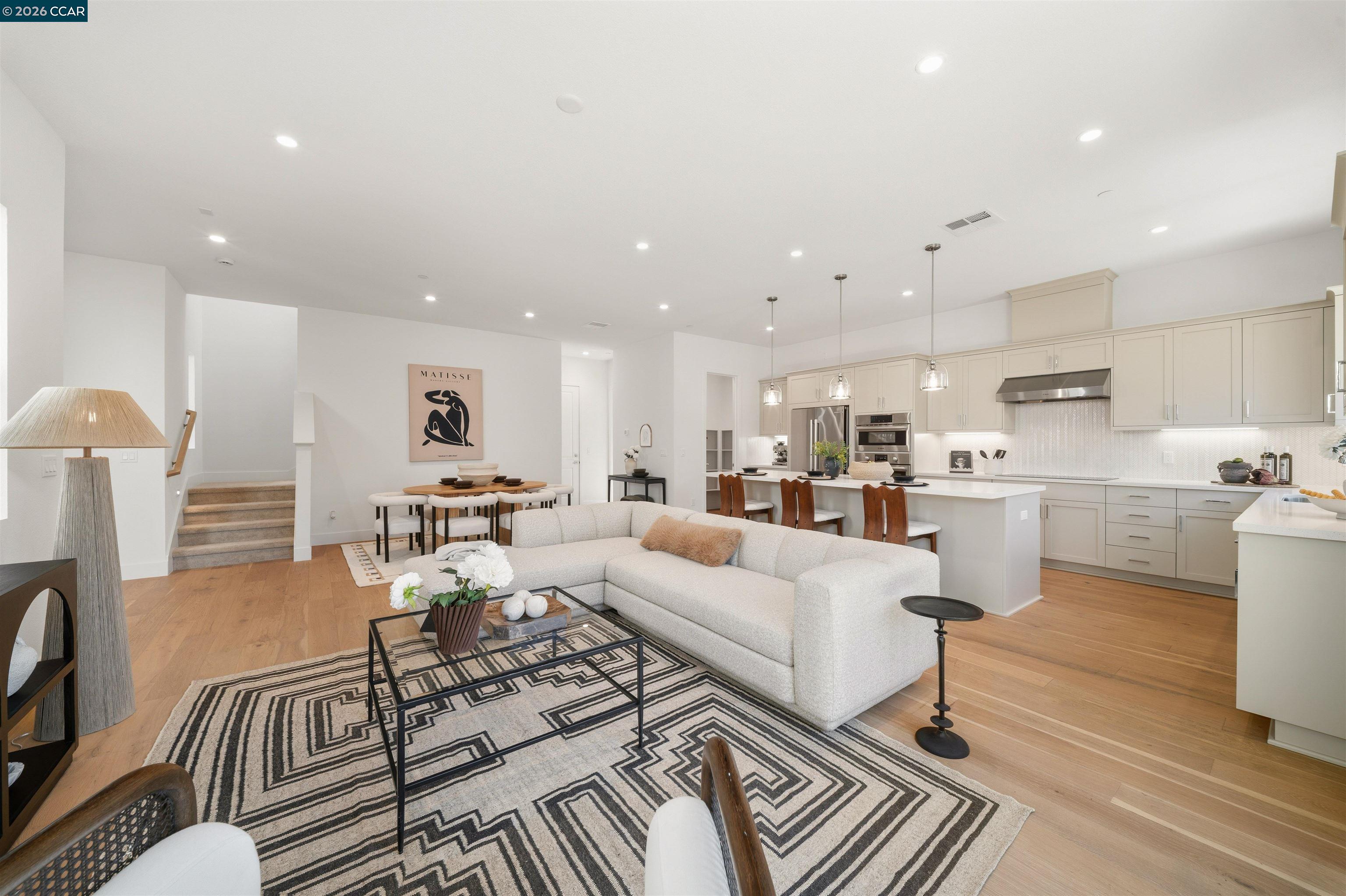 207 Bisque Ct