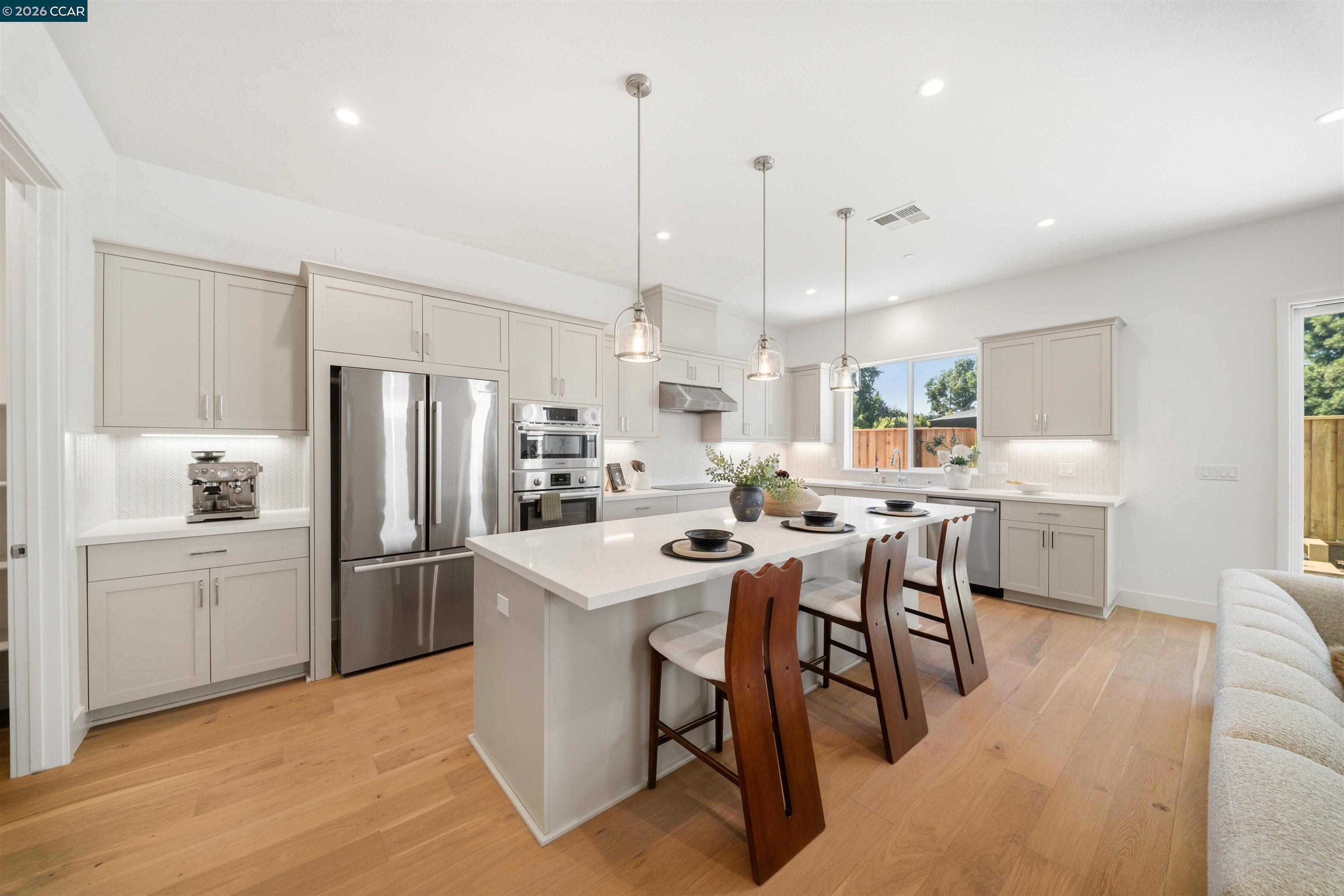 207 Bisque Ct
