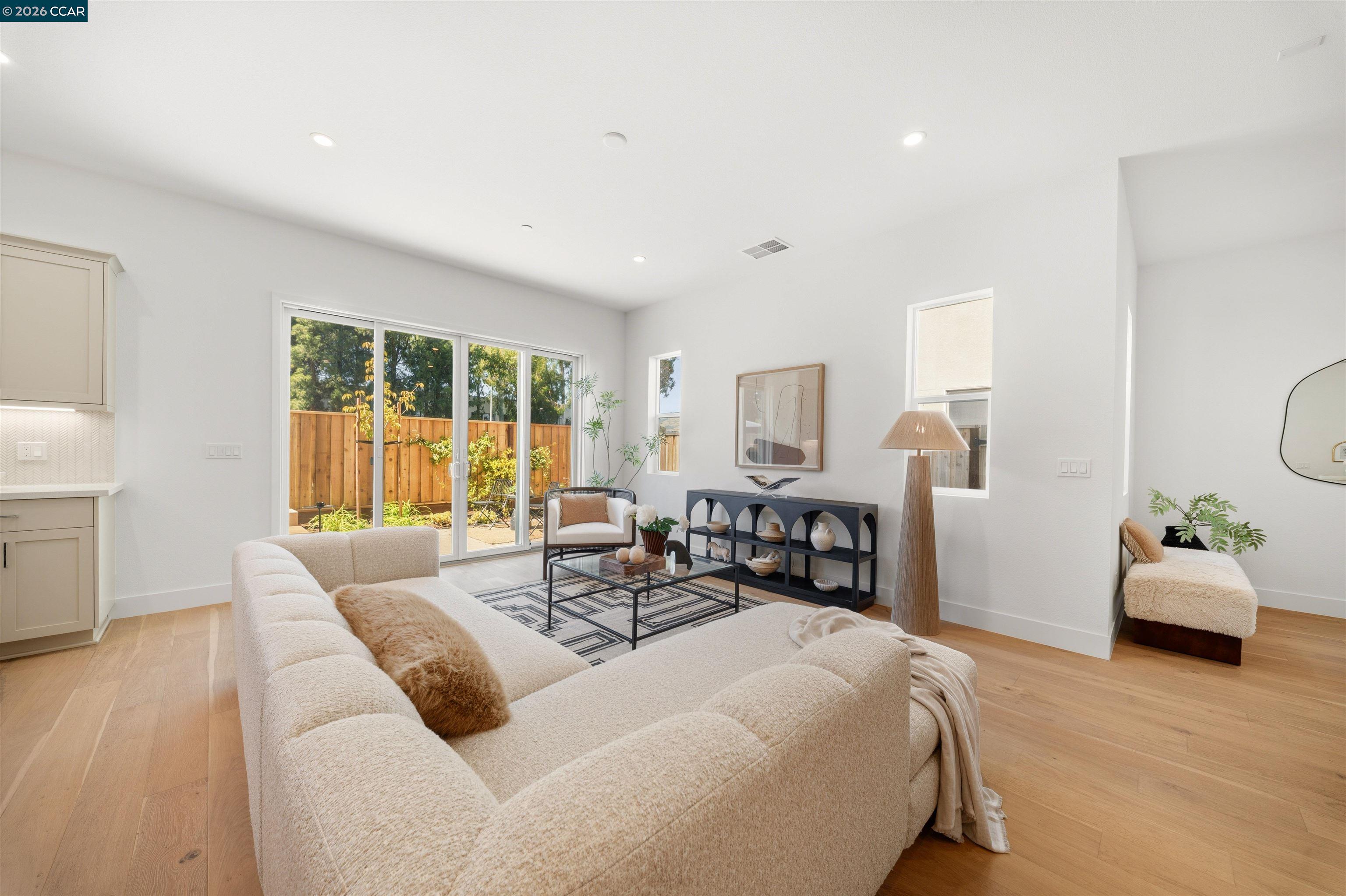 207 Bisque Ct