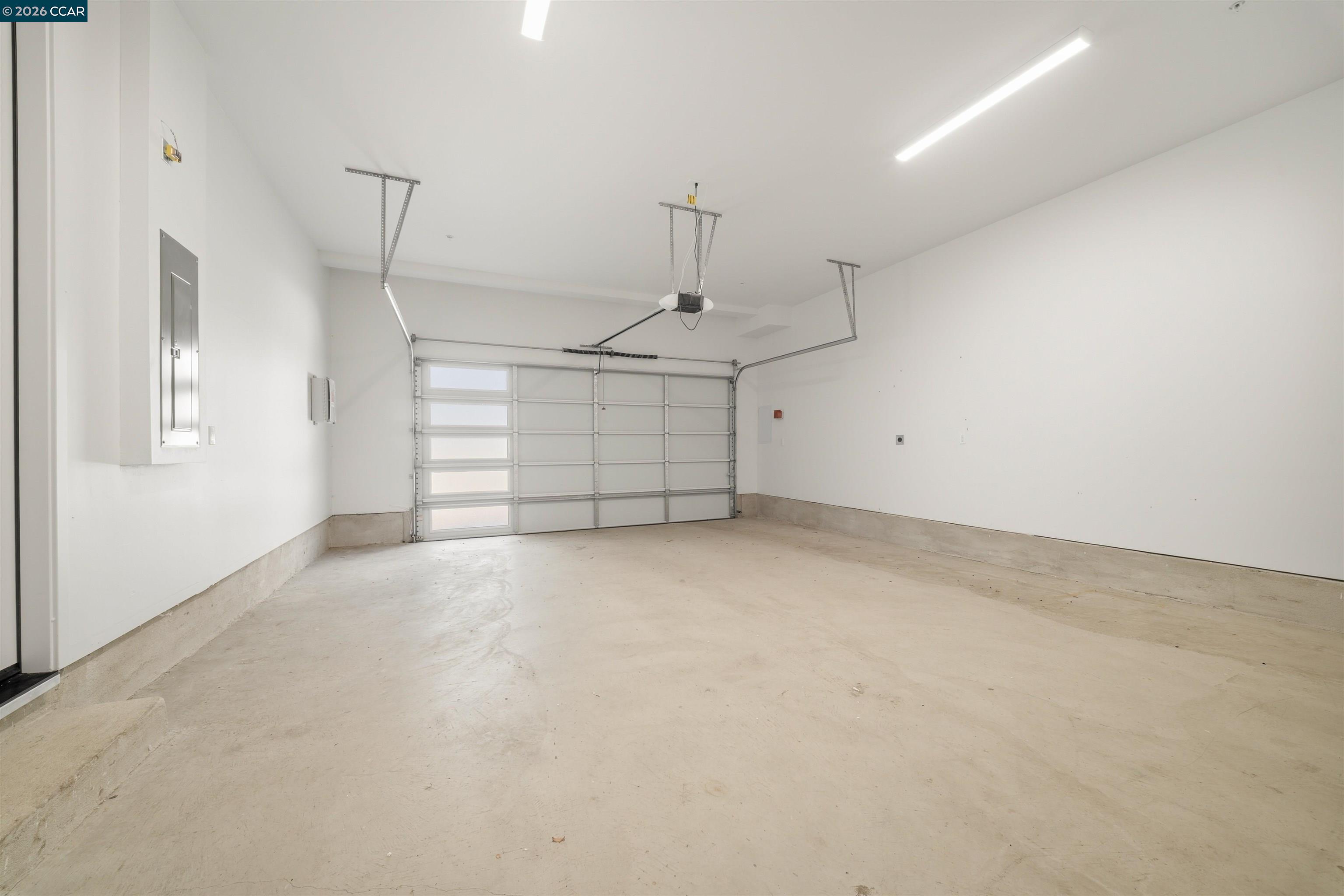 207 Bisque Ct