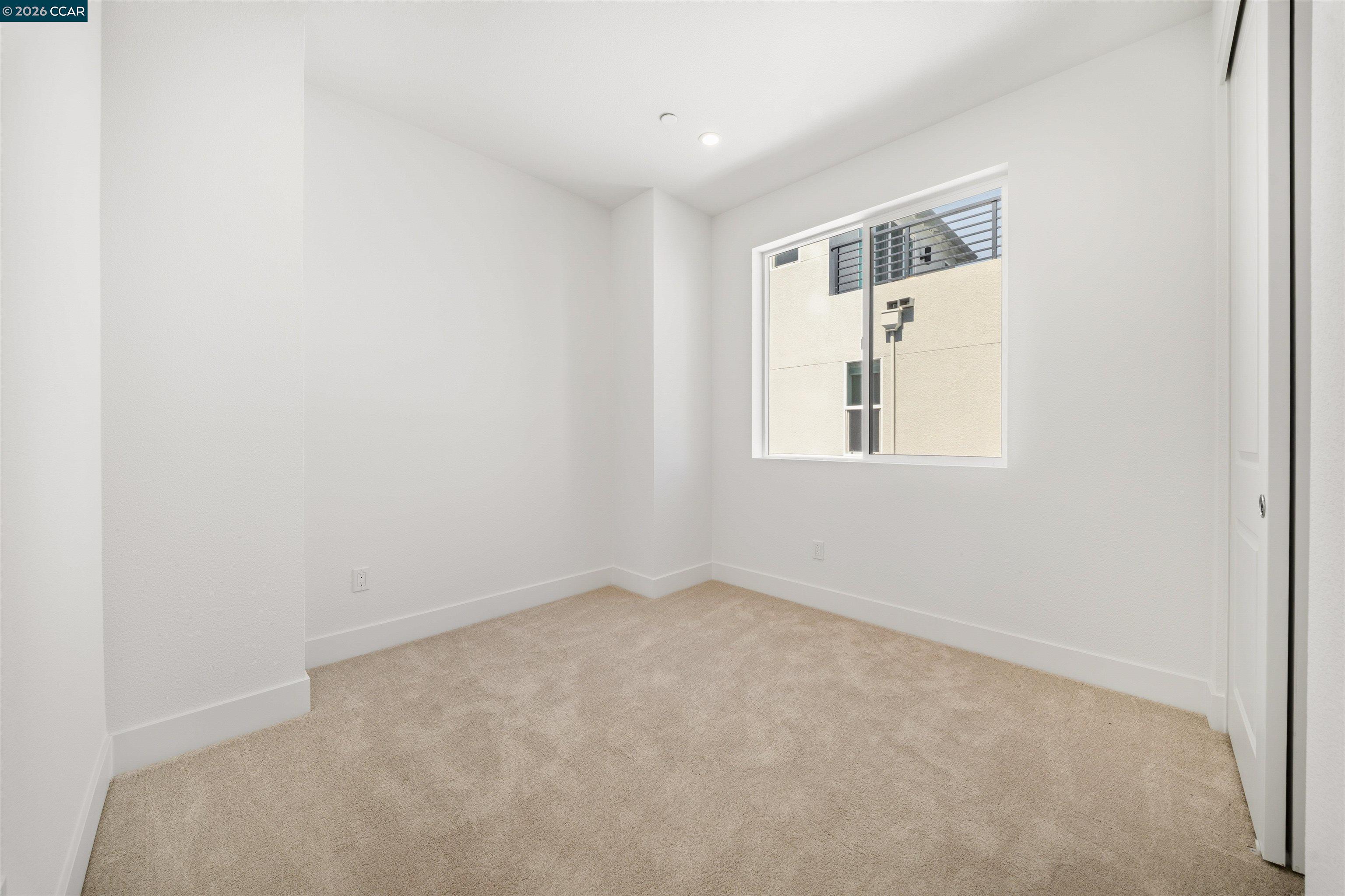 207 Bisque Ct