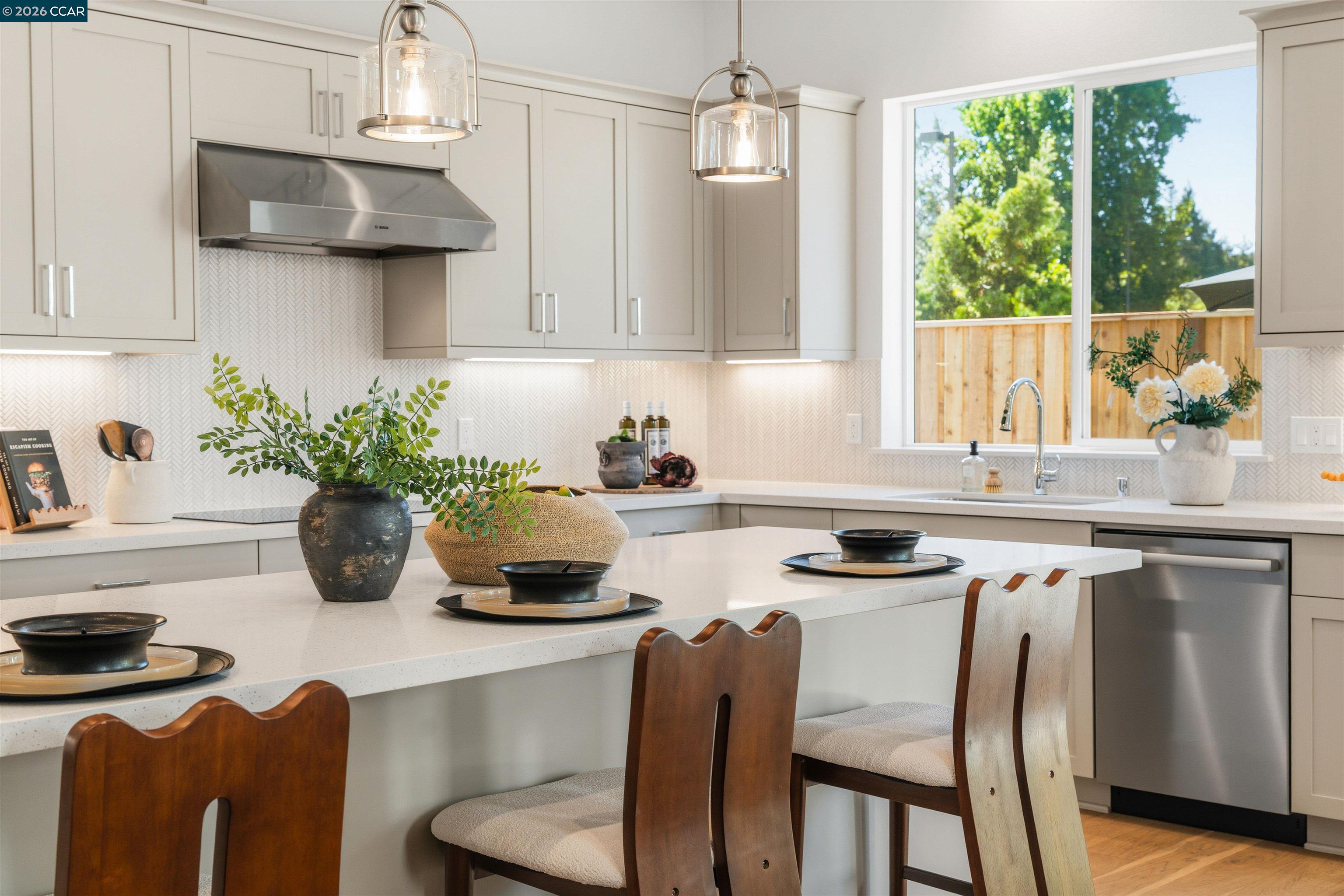 207 Bisque Ct