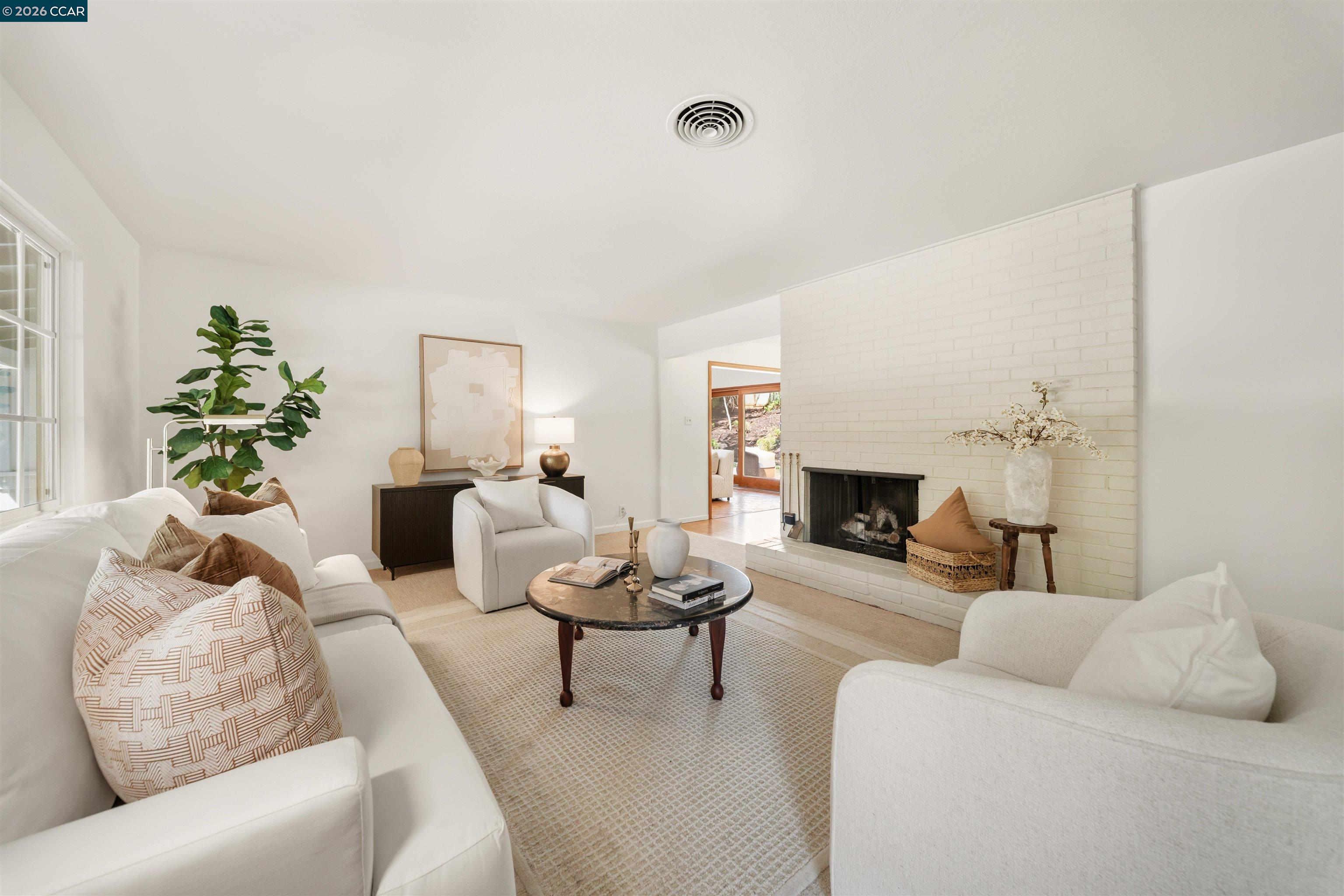805 Turrini Dr
