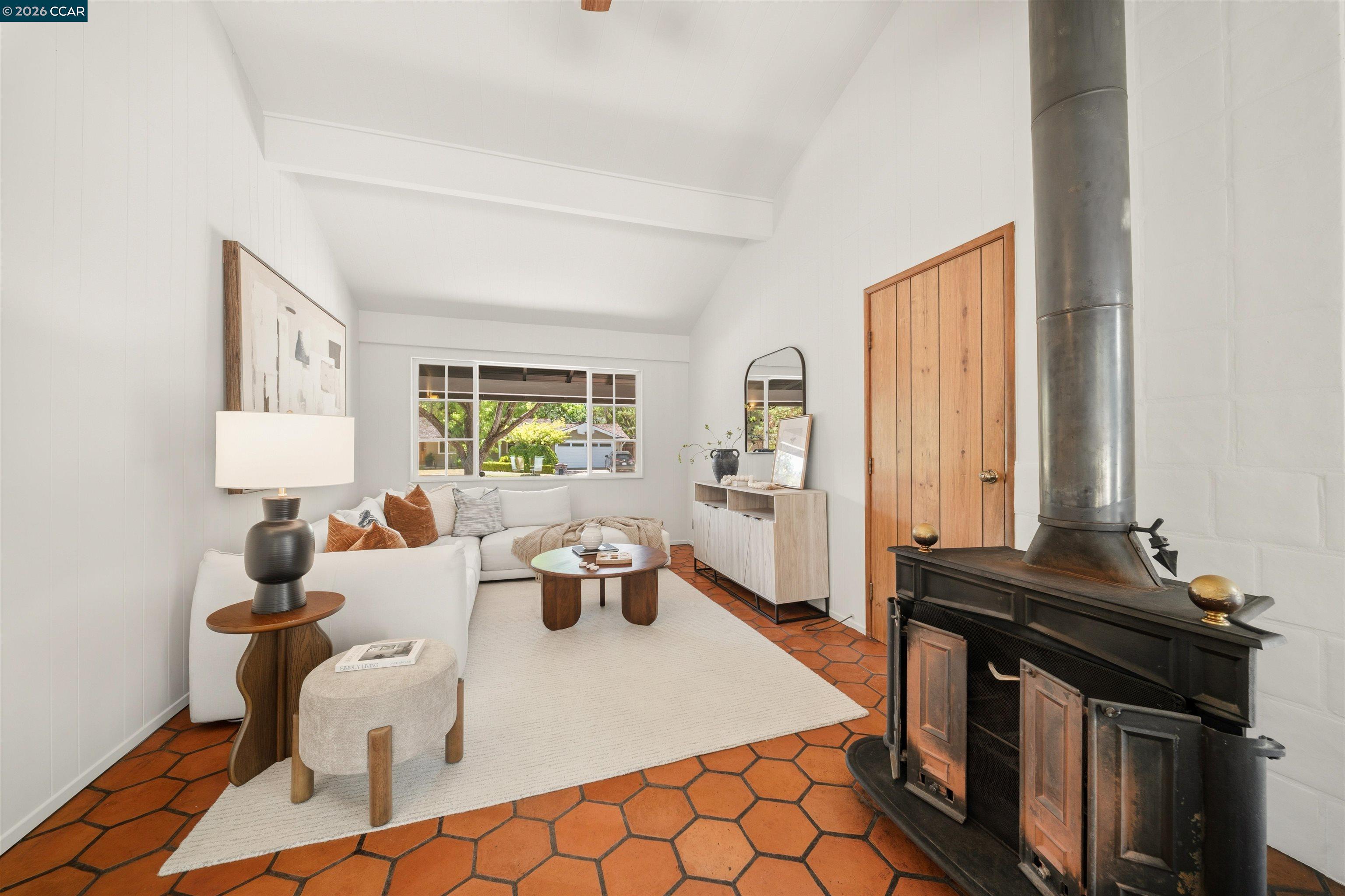 805 Turrini Dr